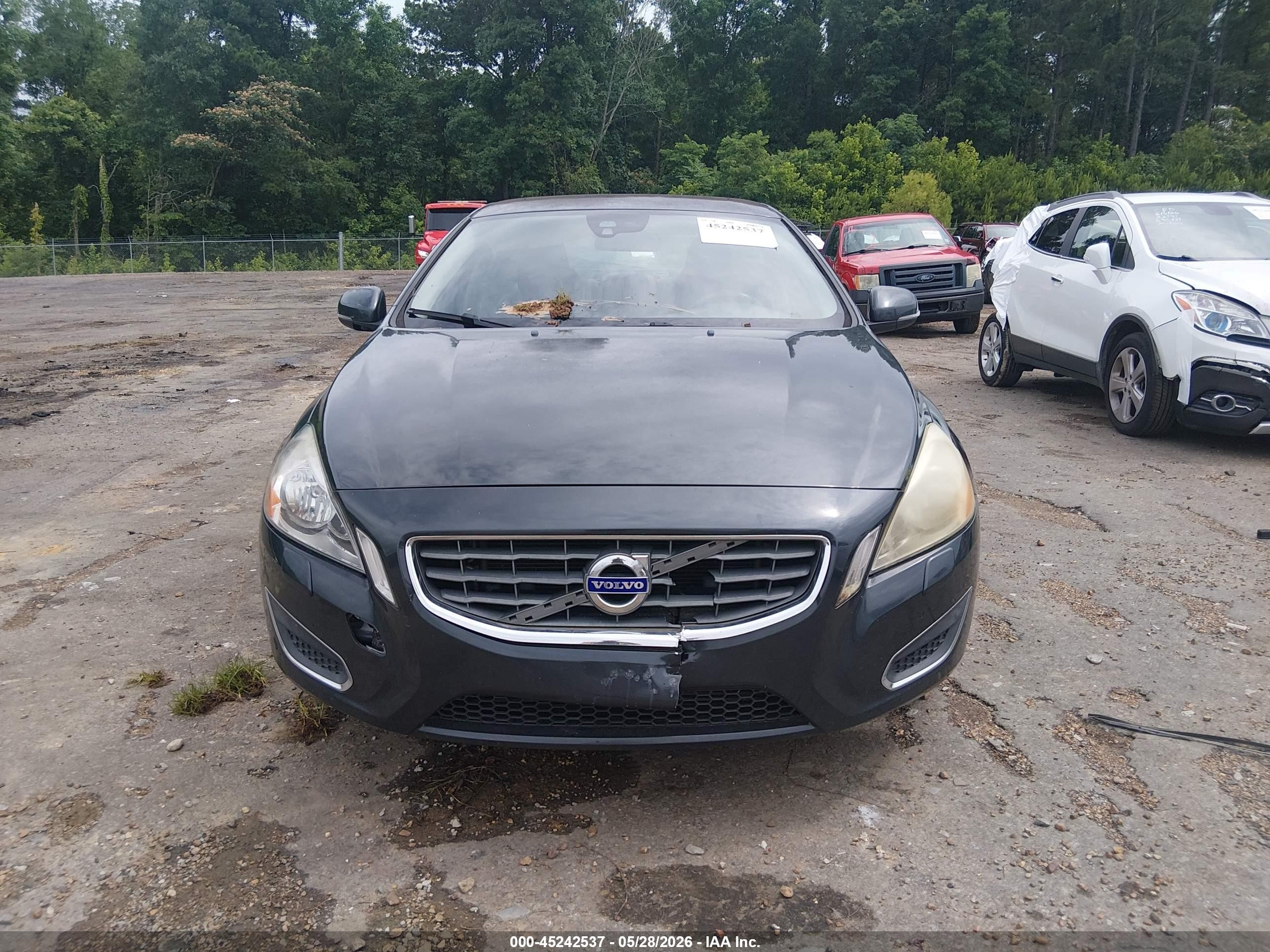 2012 Volvo S60 T5 Черный vin: YV1622FS2C2128073
