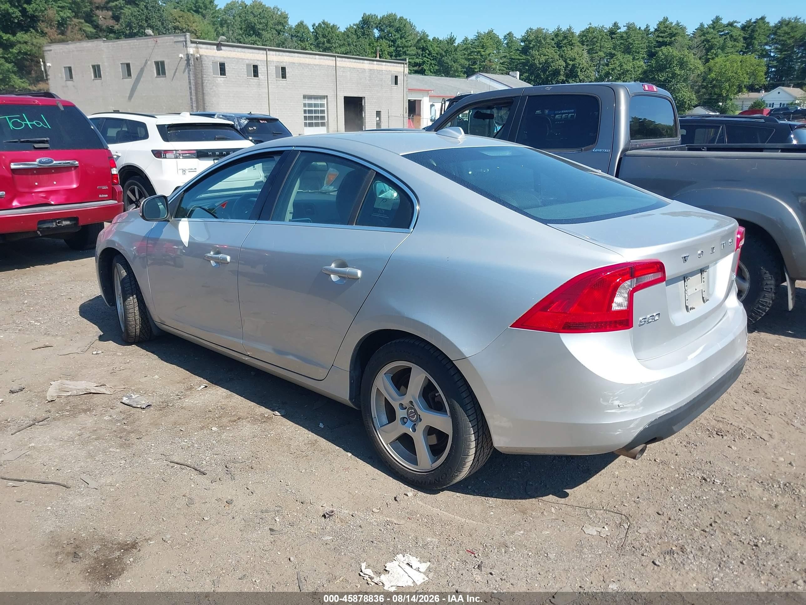 2012 Volvo S60 T5/t5 W/moonroof Silver vin: YV1622FS2C2129126