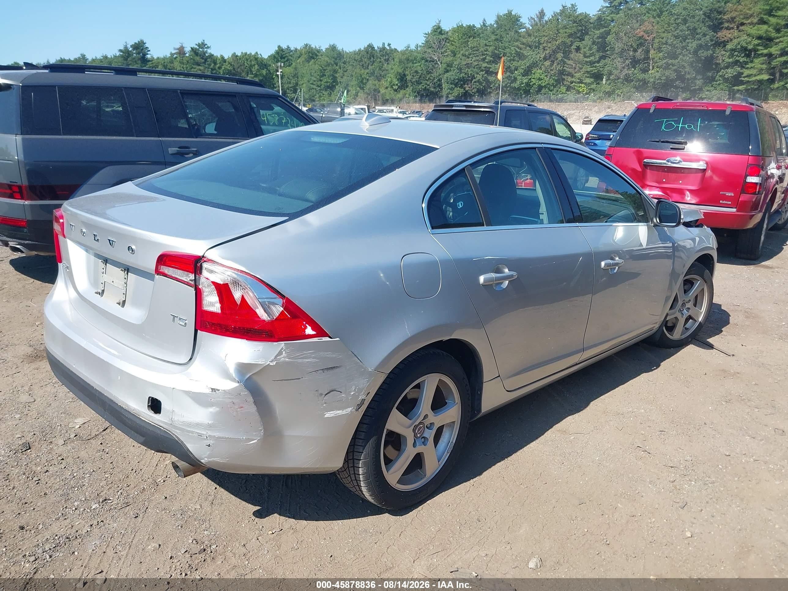 2012 Volvo S60 T5/t5 W/moonroof Silver vin: YV1622FS2C2129126