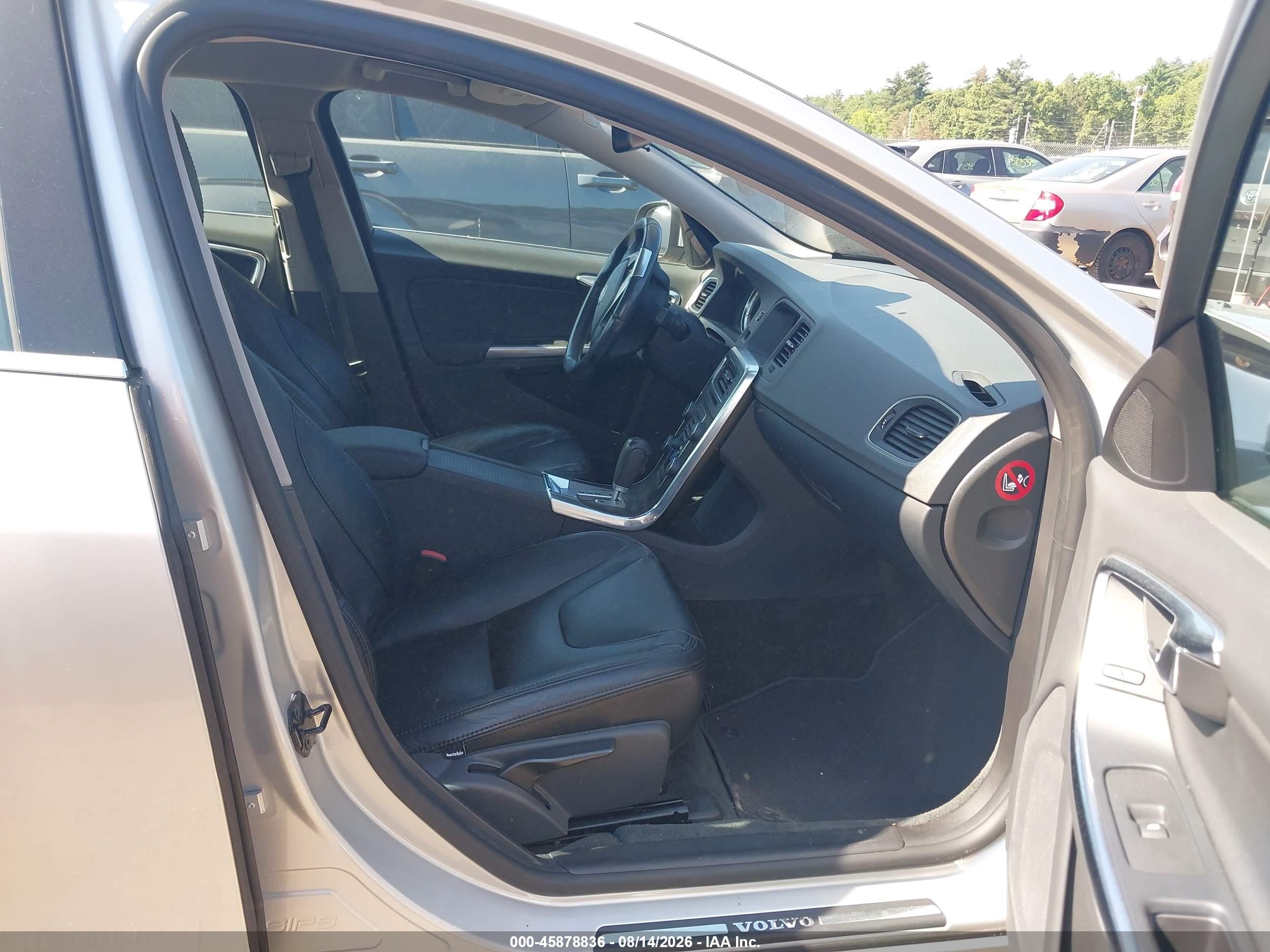 2012 Volvo S60 T5/t5 W/moonroof Silver vin: YV1622FS2C2129126