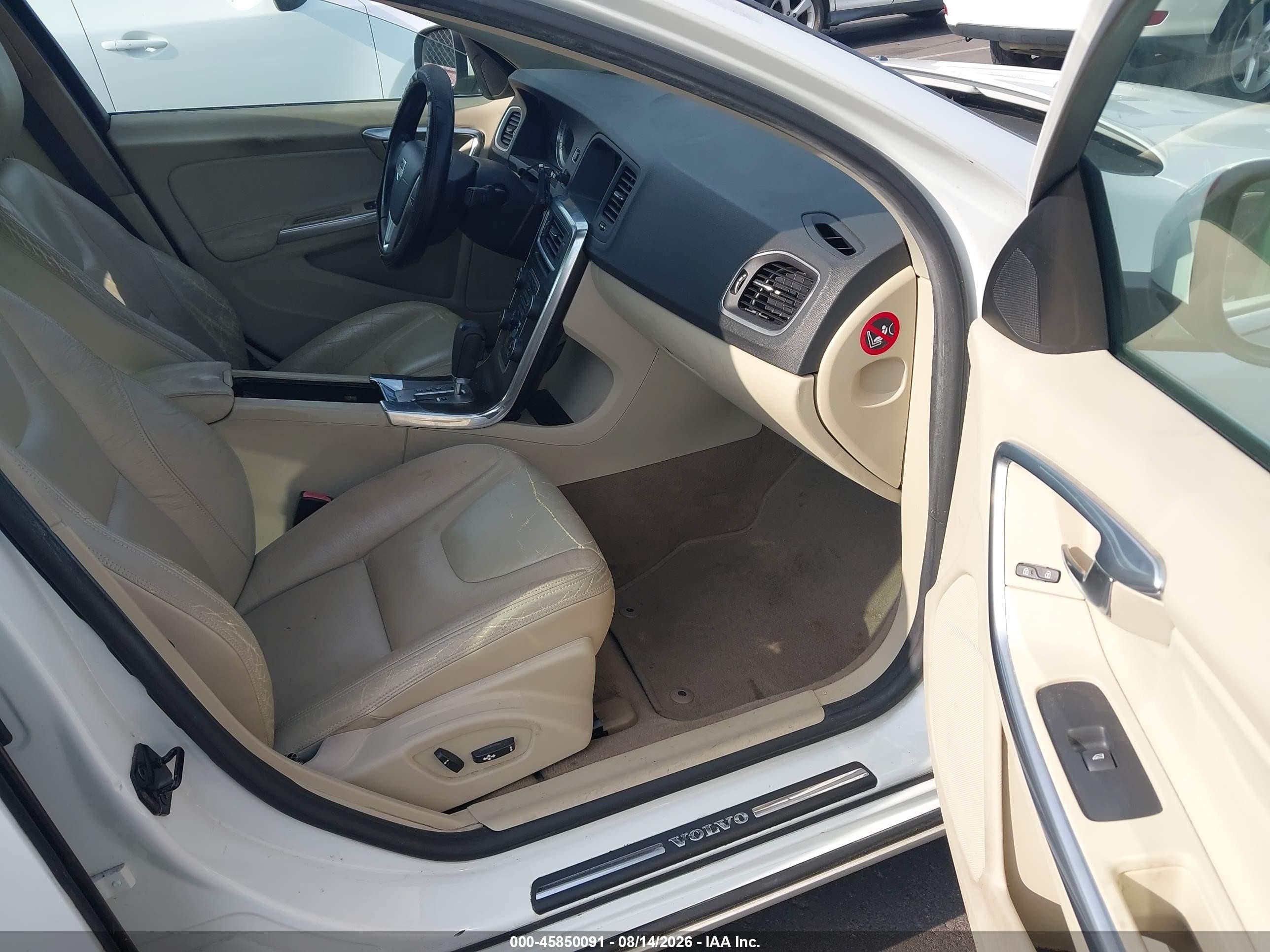 2012 Volvo S60 T5 White vin: YV1622FS3C2043386
