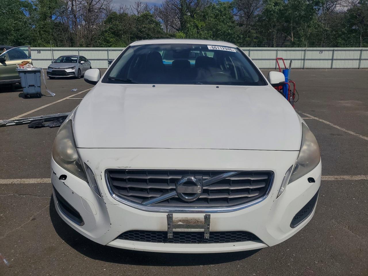 2012 Volvo S60 T5 White vin: YV1622FS3C2046725