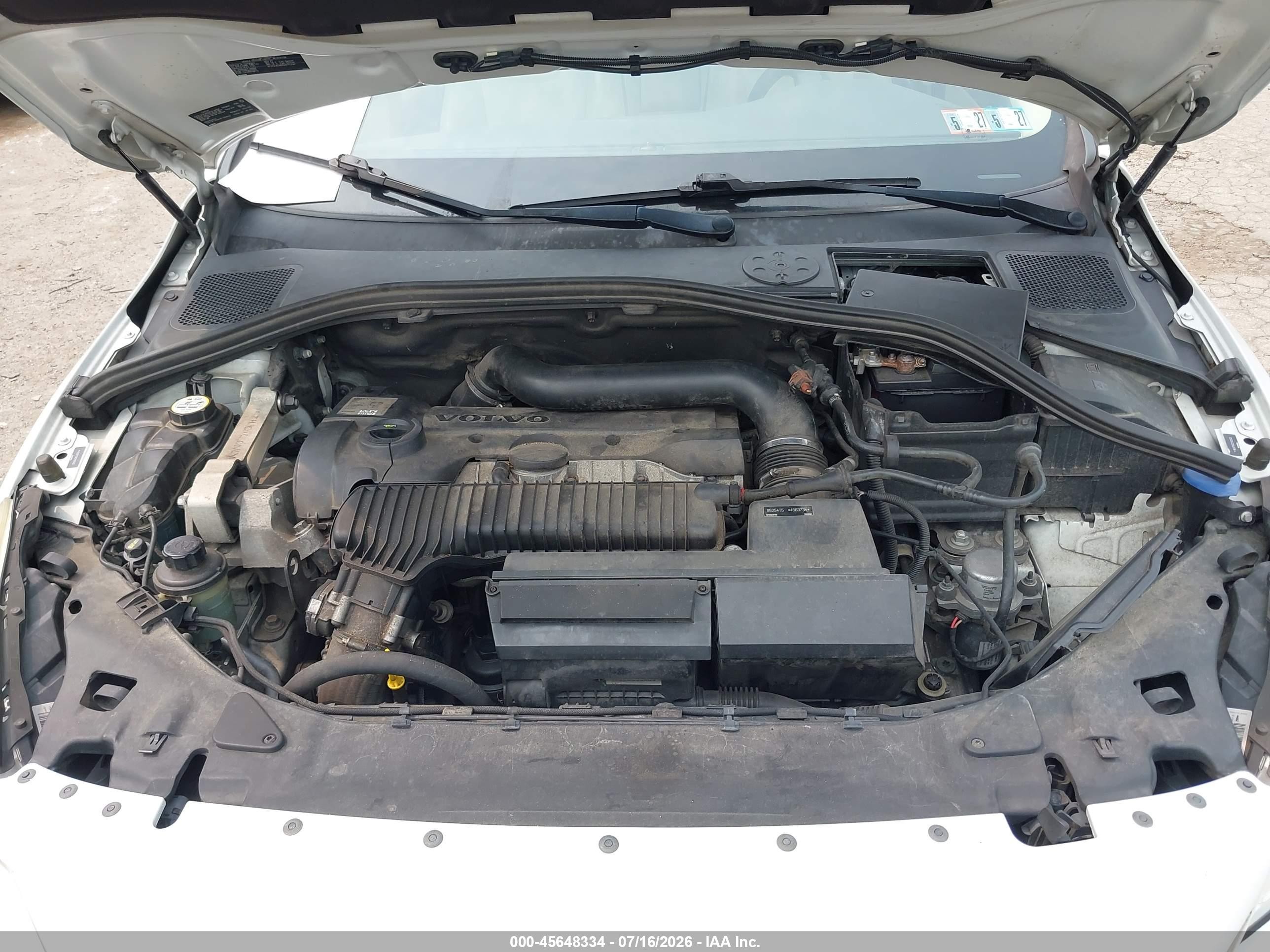 2012 Volvo S60 T5/t5 W/moonroof White vin: YV1622FS3C2132522