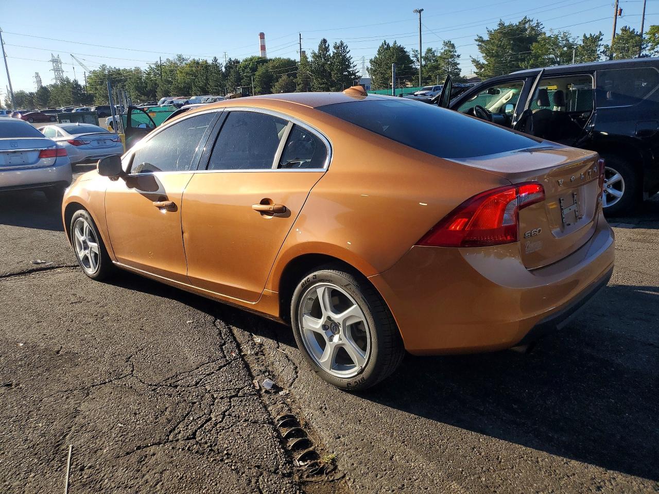 2012 Volvo S60 T5 Orange vin: YV1622FS4C2033966