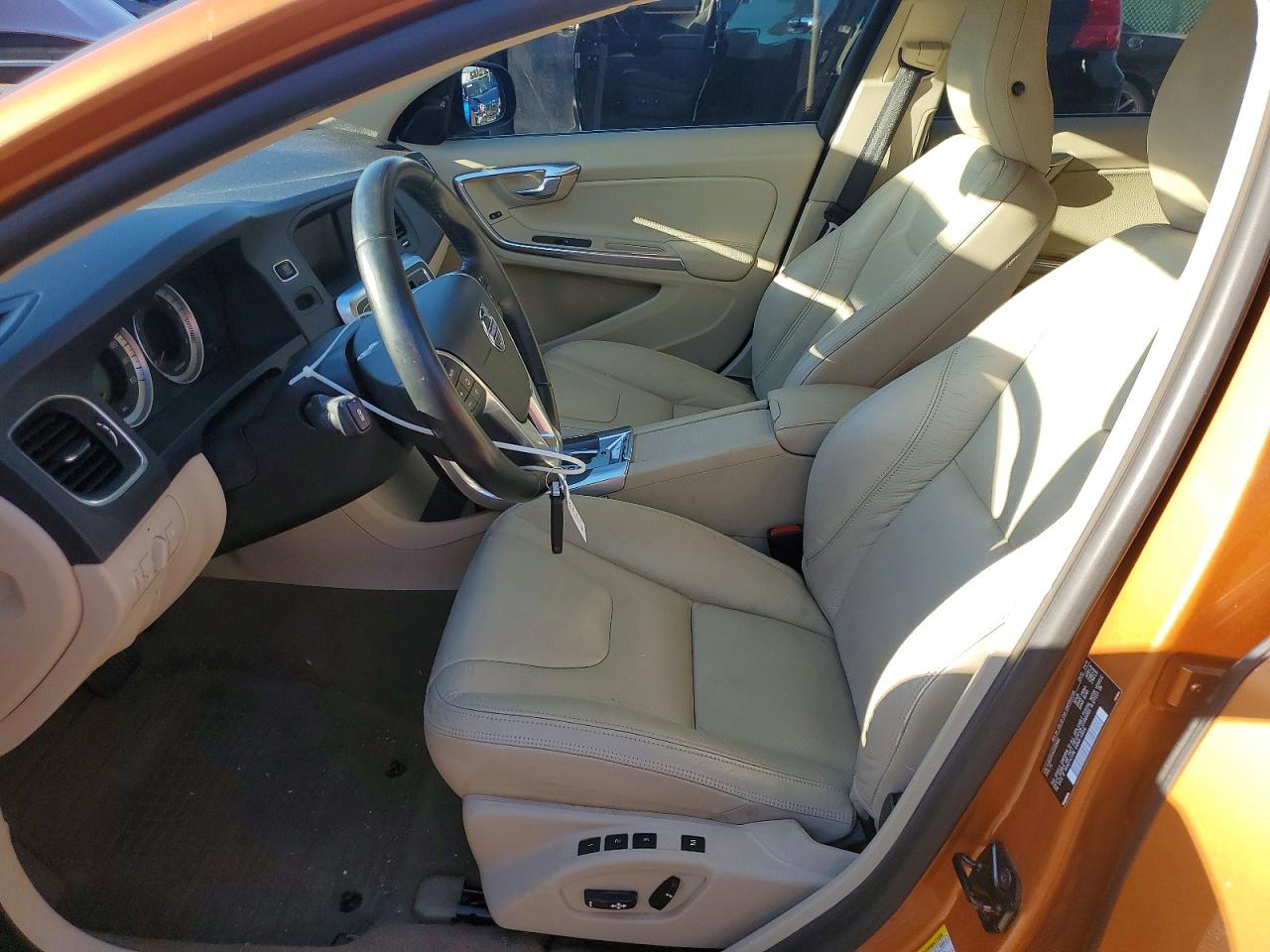 2012 Volvo S60 T5 Orange vin: YV1622FS4C2033966