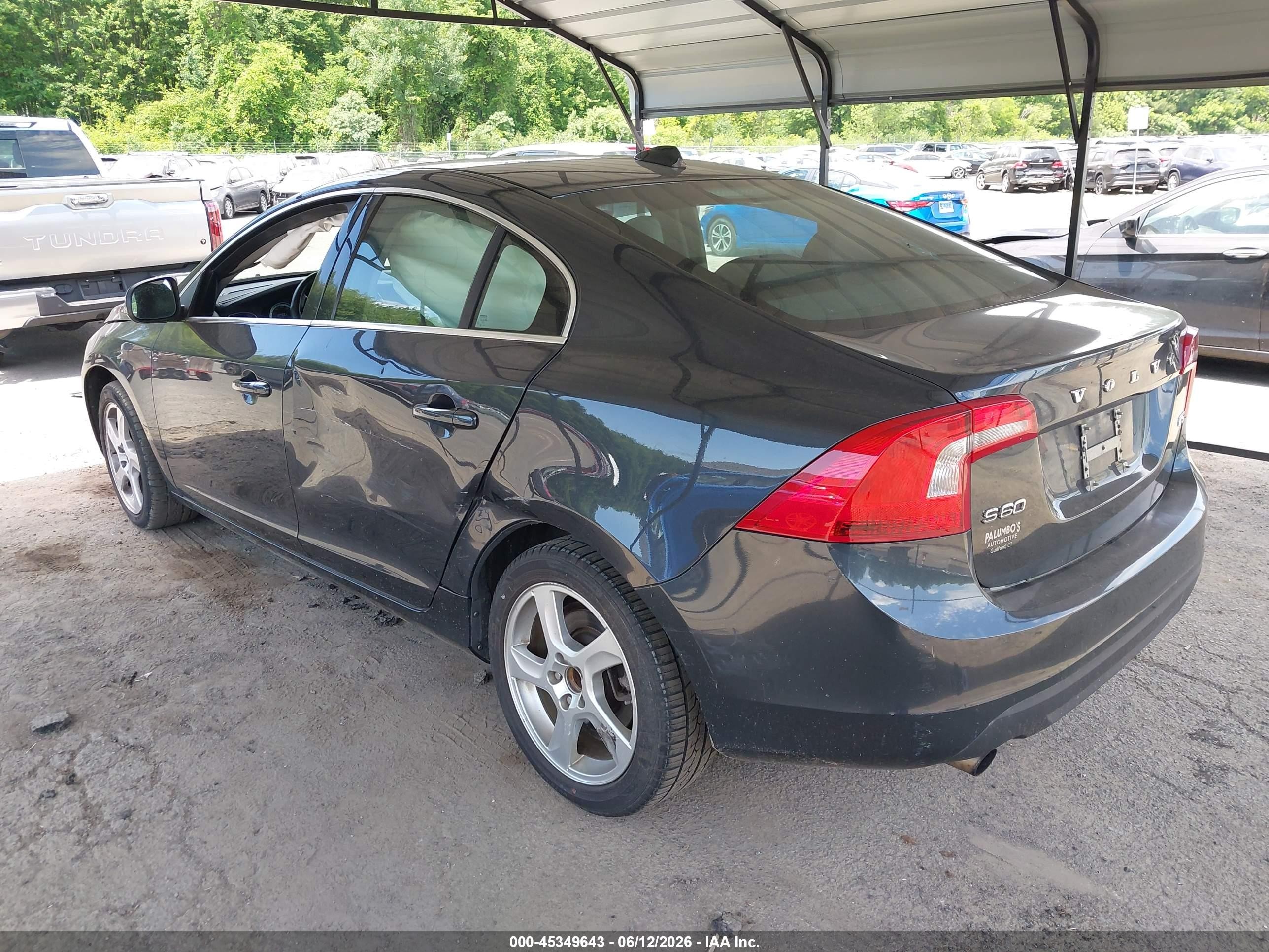 2012 Volvo S60 T5 Серый vin: YV1622FS4C2038990
