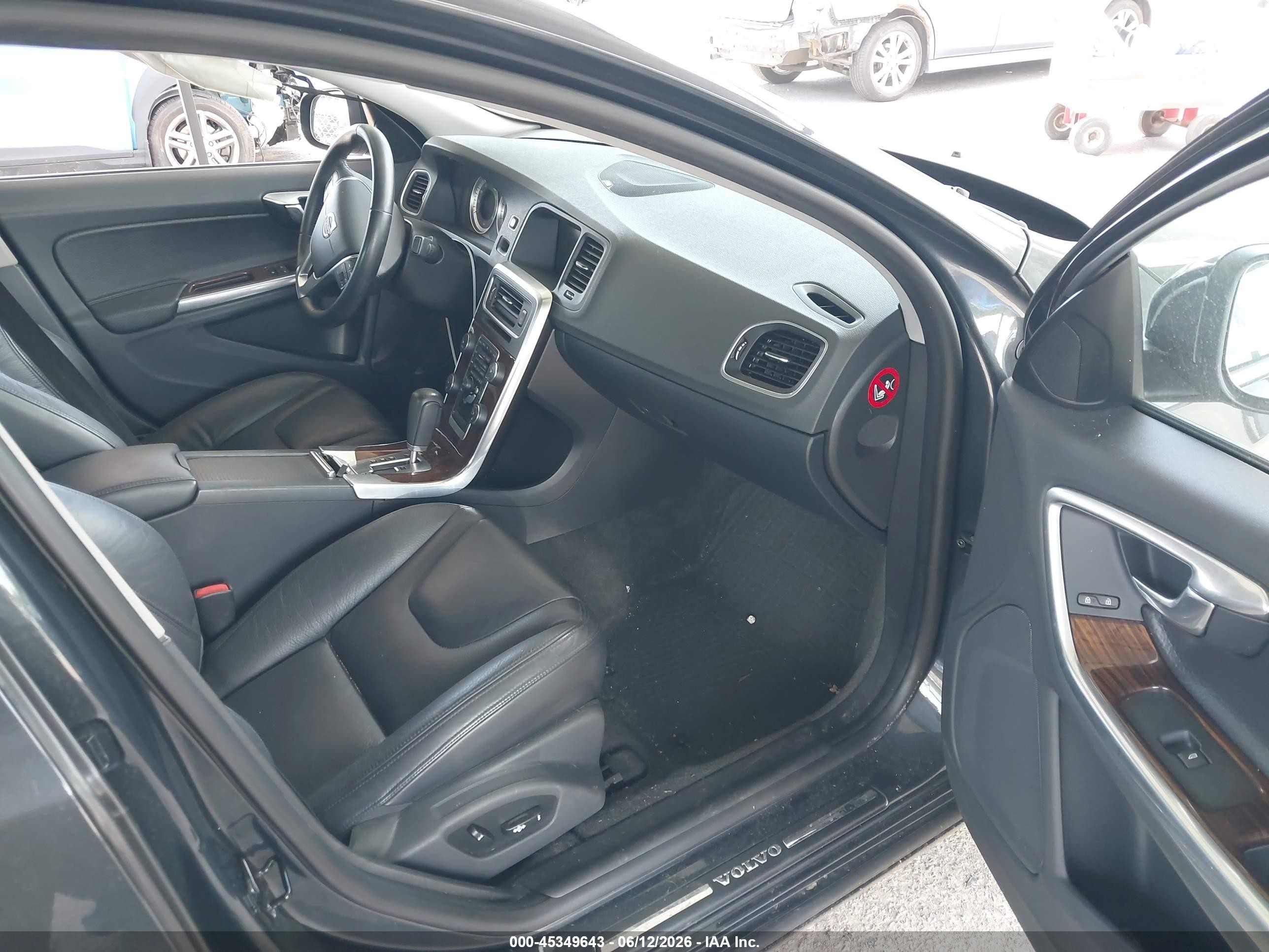 2012 Volvo S60 T5 Серый vin: YV1622FS4C2038990