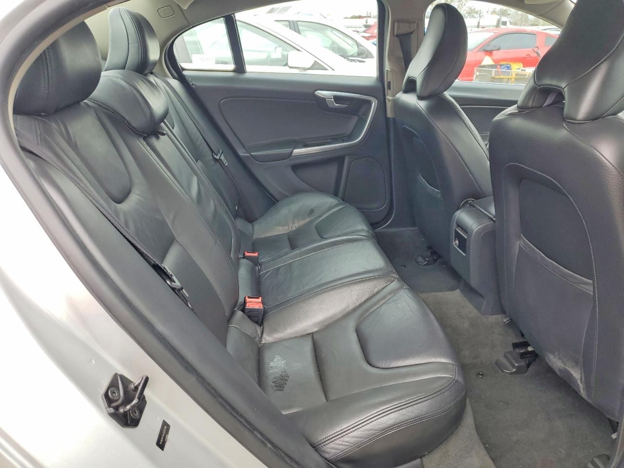 2012 Volvo S60 T5 Silver vin: YV1622FS4C2057765