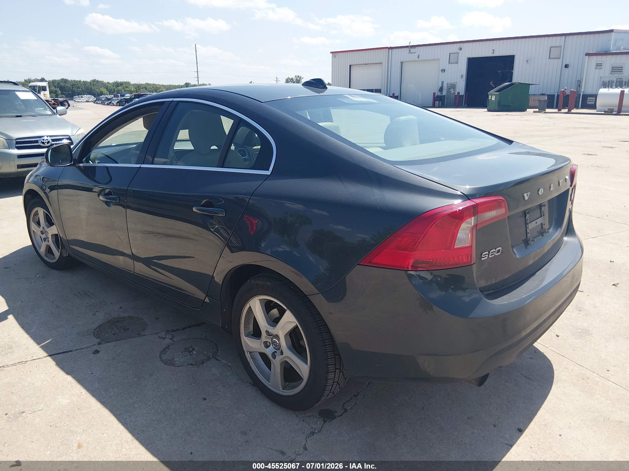 2012 Volvo S60 T5/t5 W/moonroof Gray vin: YV1622FS4C2091351