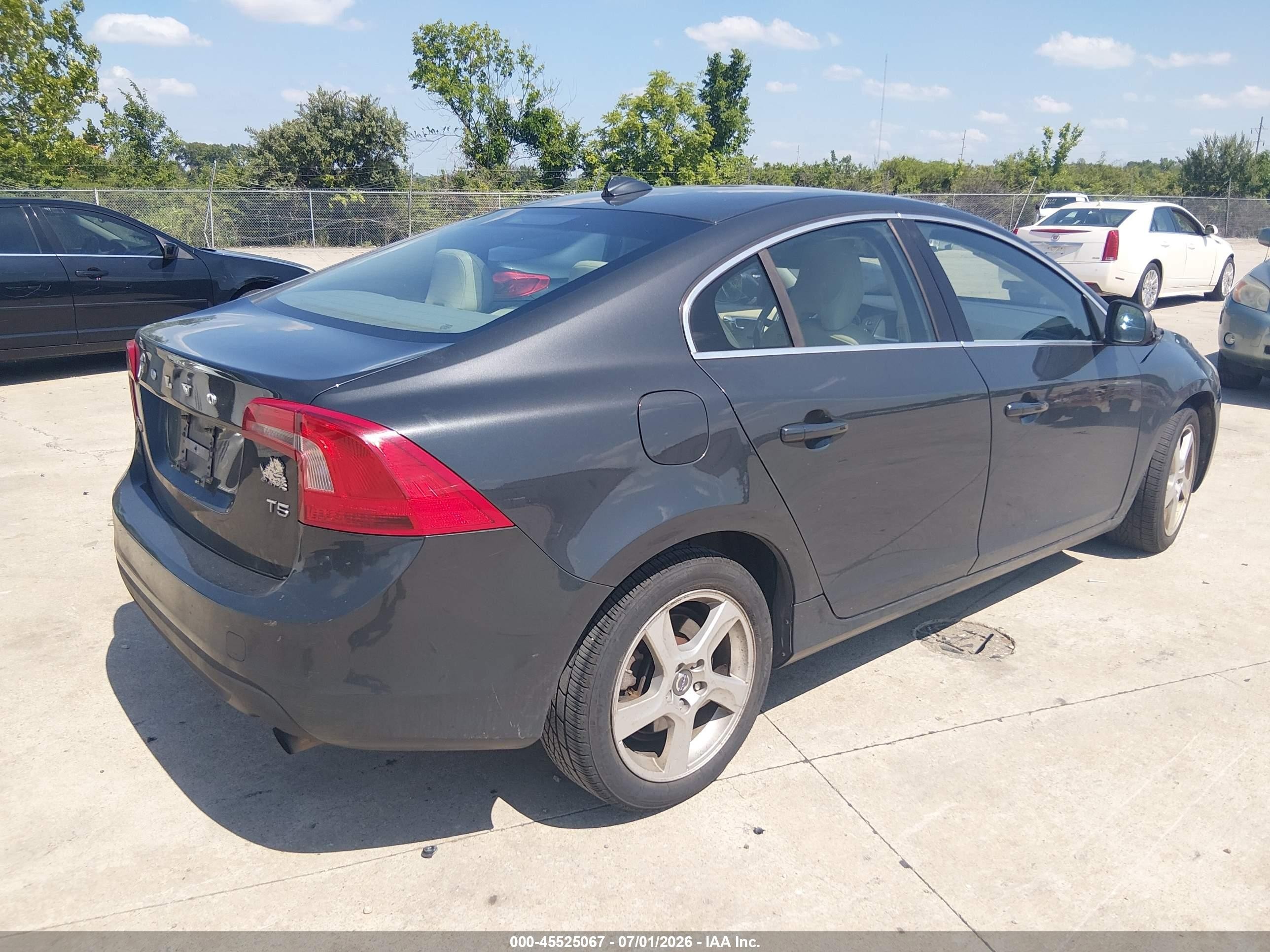 2012 Volvo S60 T5/t5 W/moonroof Gray vin: YV1622FS4C2091351