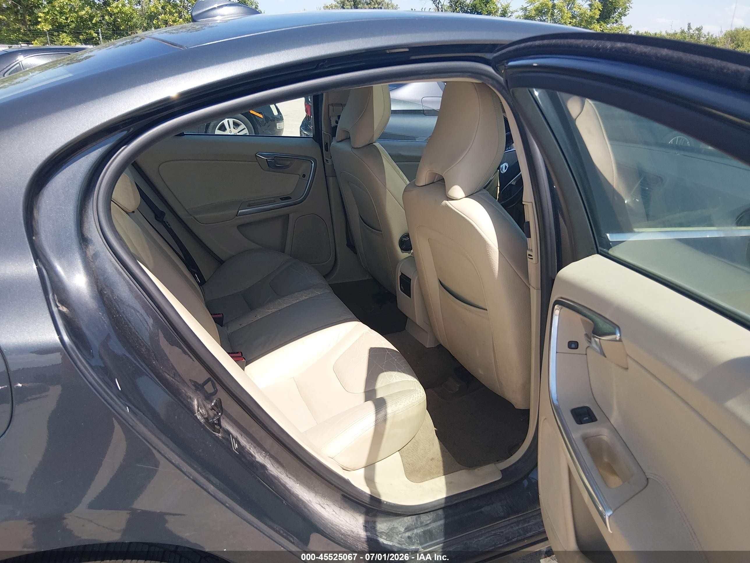 2012 Volvo S60 T5/t5 W/moonroof Gray vin: YV1622FS4C2091351