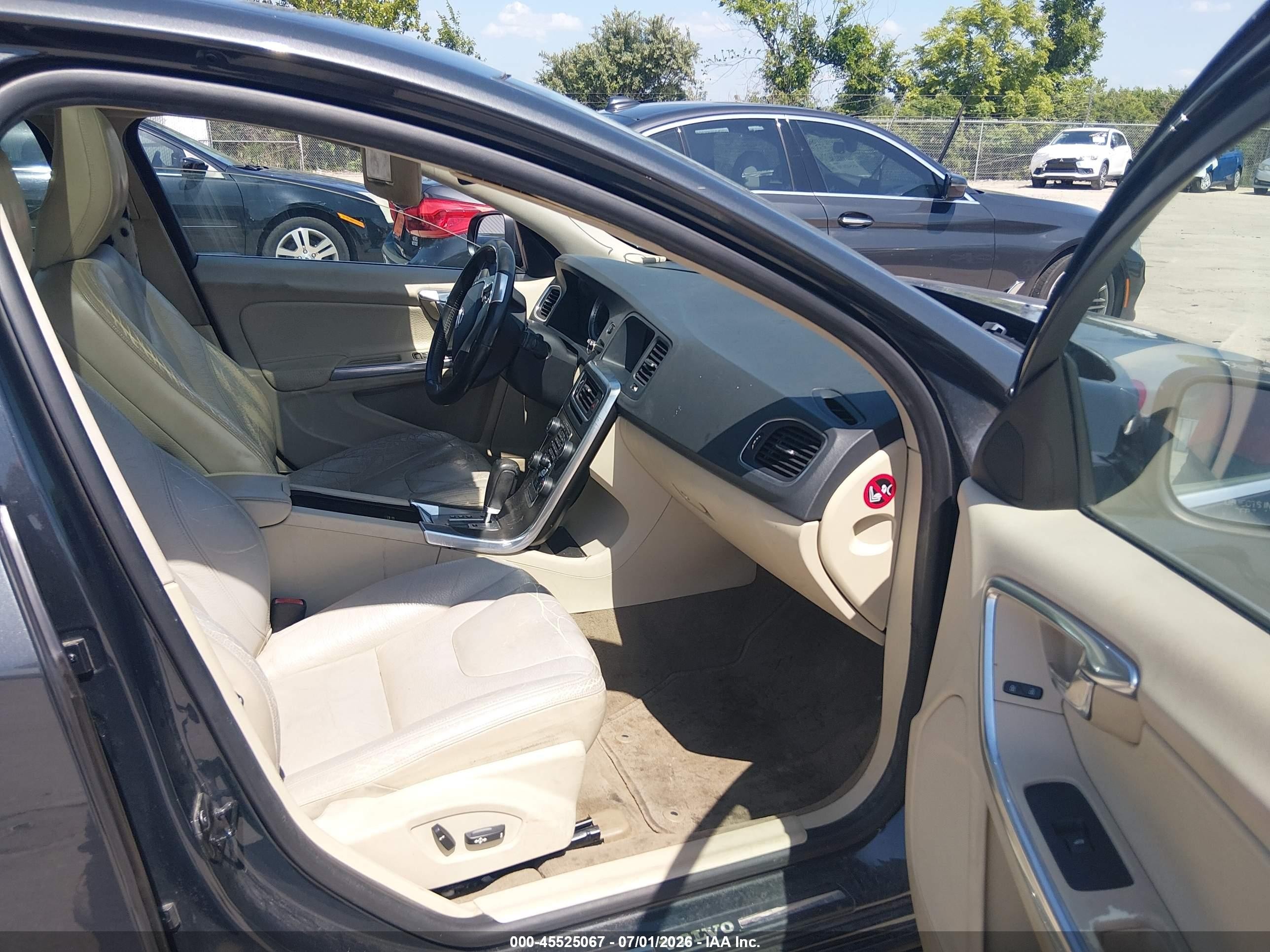 2012 Volvo S60 T5/t5 W/moonroof Gray vin: YV1622FS4C2091351