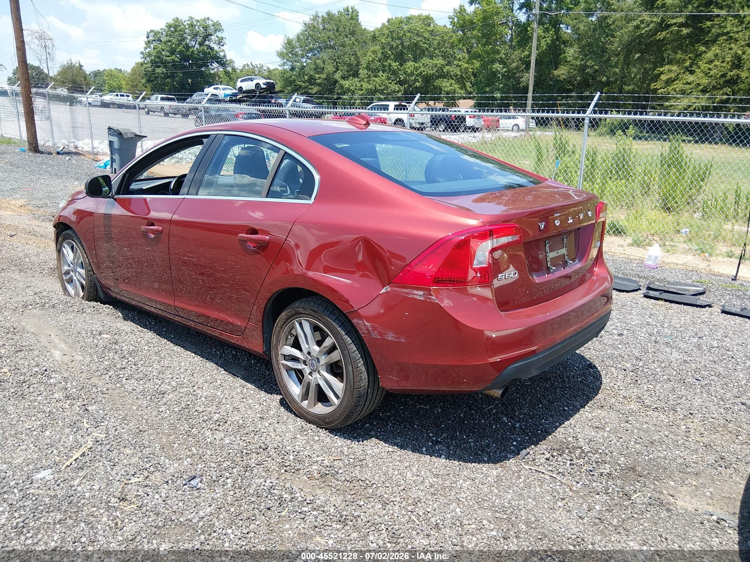 2012 Volvo S60 T5 Red vin: YV1622FS4C2098851