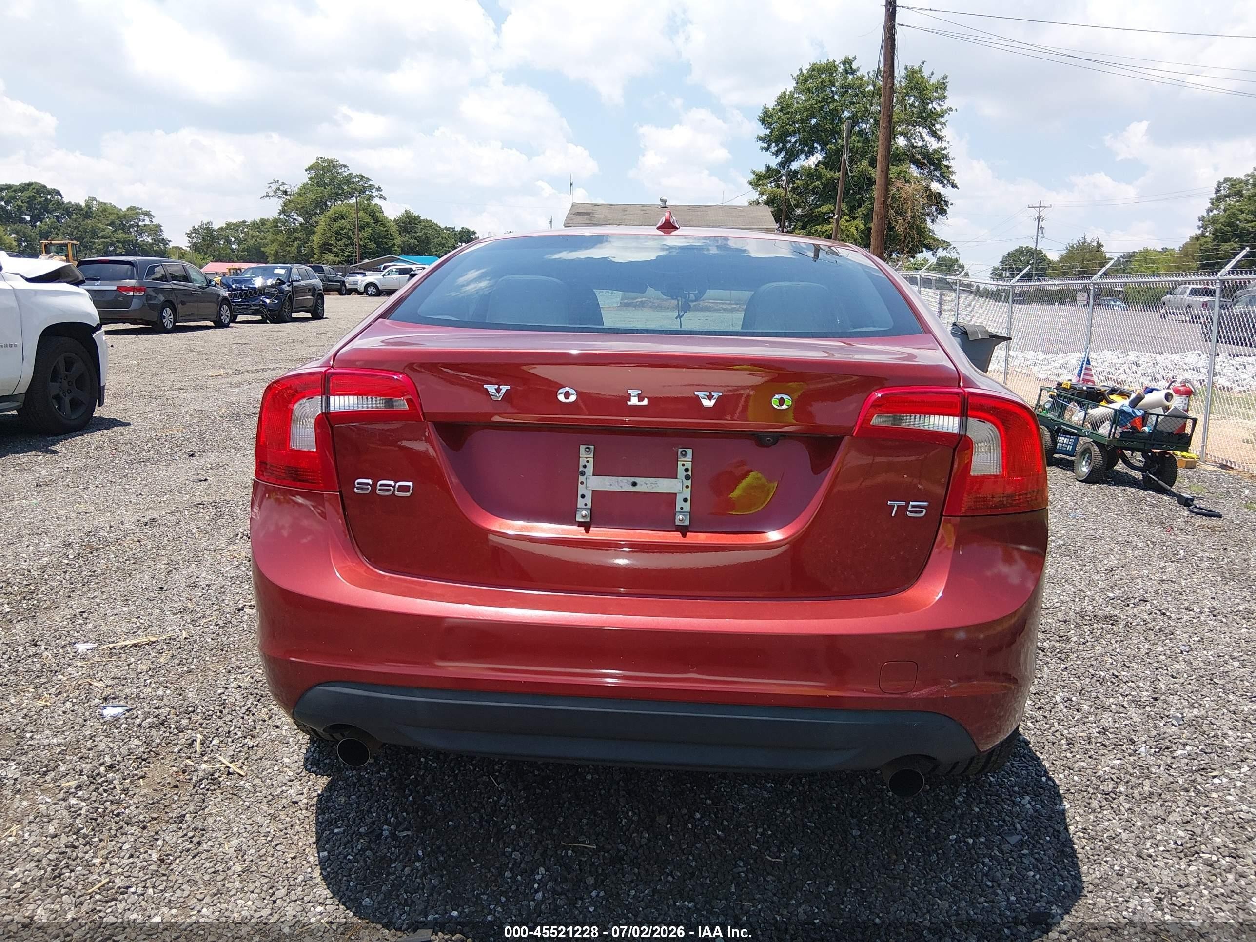 2012 Volvo S60 T5 Red vin: YV1622FS4C2098851
