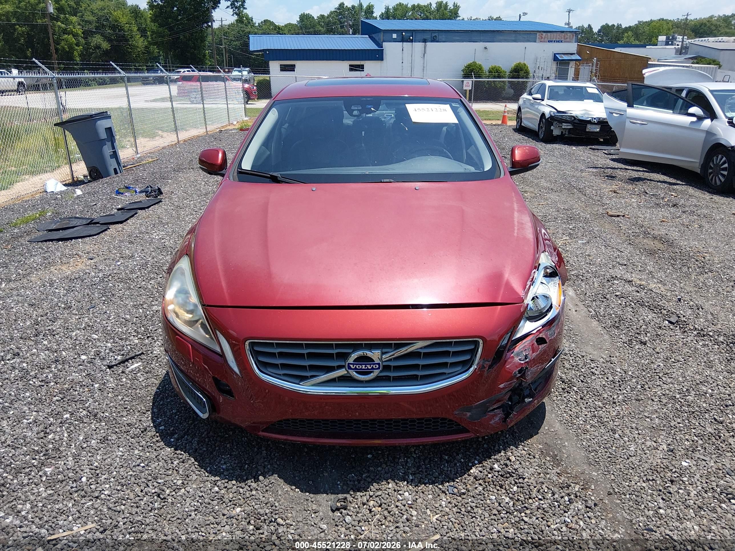 2012 Volvo S60 T5 Red vin: YV1622FS4C2098851