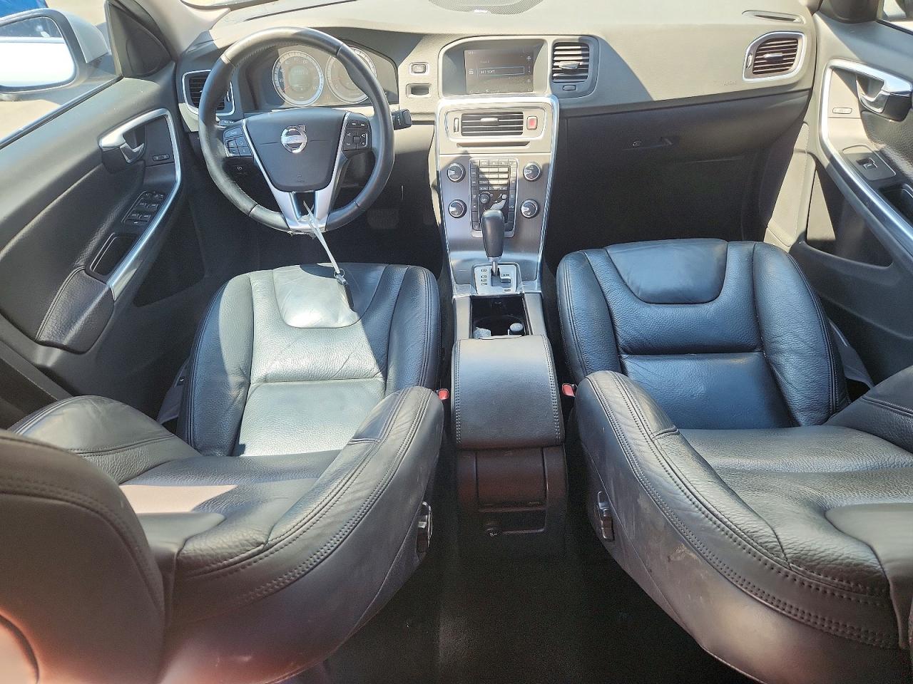 2012 Volvo S60 T5 Silver vin: YV1622FS4C2129760