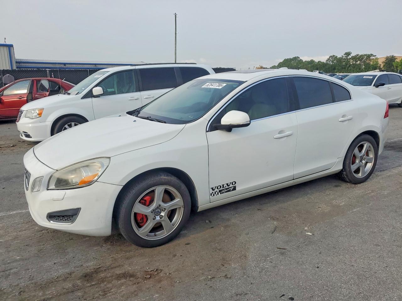 2012 Volvo S60 T5 White vin: YV1622FS5C2031188