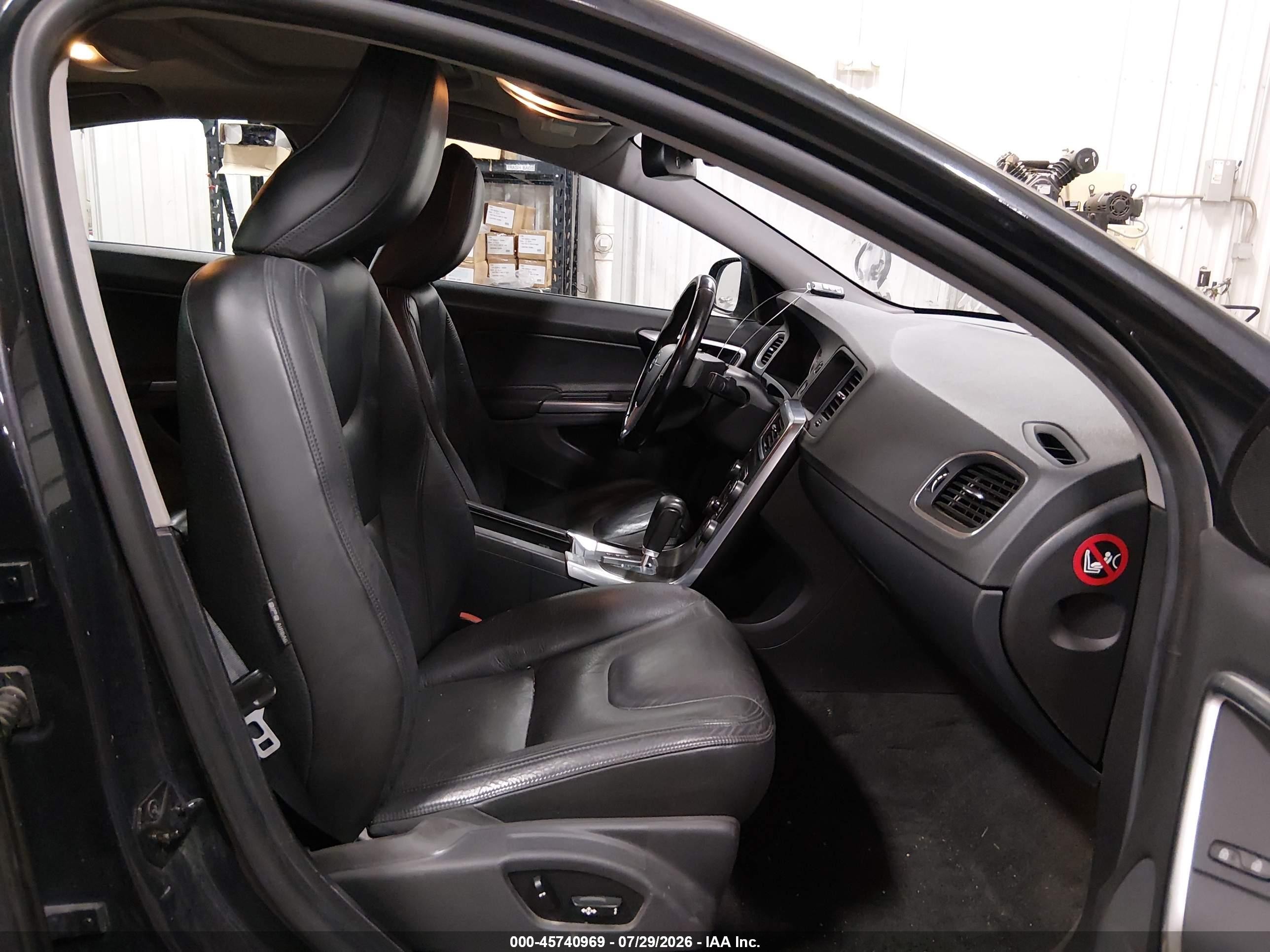 2012 Volvo S60 T5 Gray vin: YV1622FS5C2041557