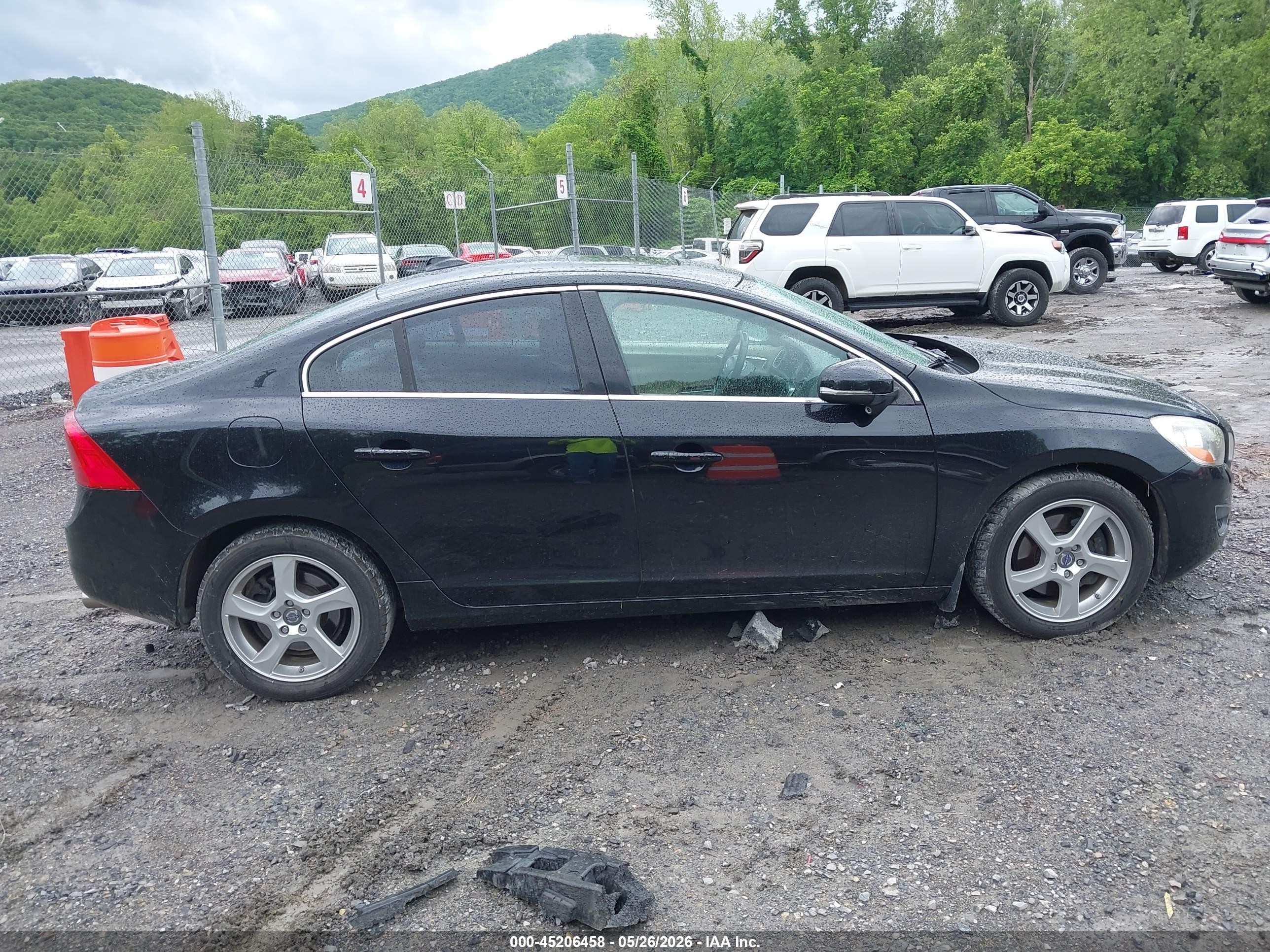 2012 Volvo S60 T5 Black vin: YV1622FS5C2123823