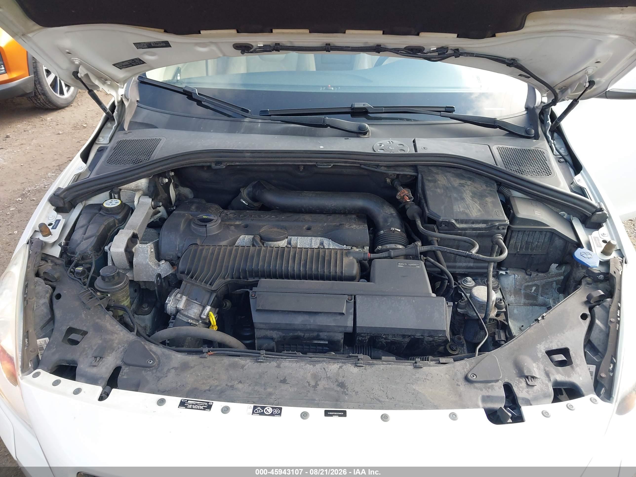 2012 Volvo S60 T5/t5 W/moonroof White vin: YV1622FS5C2134630