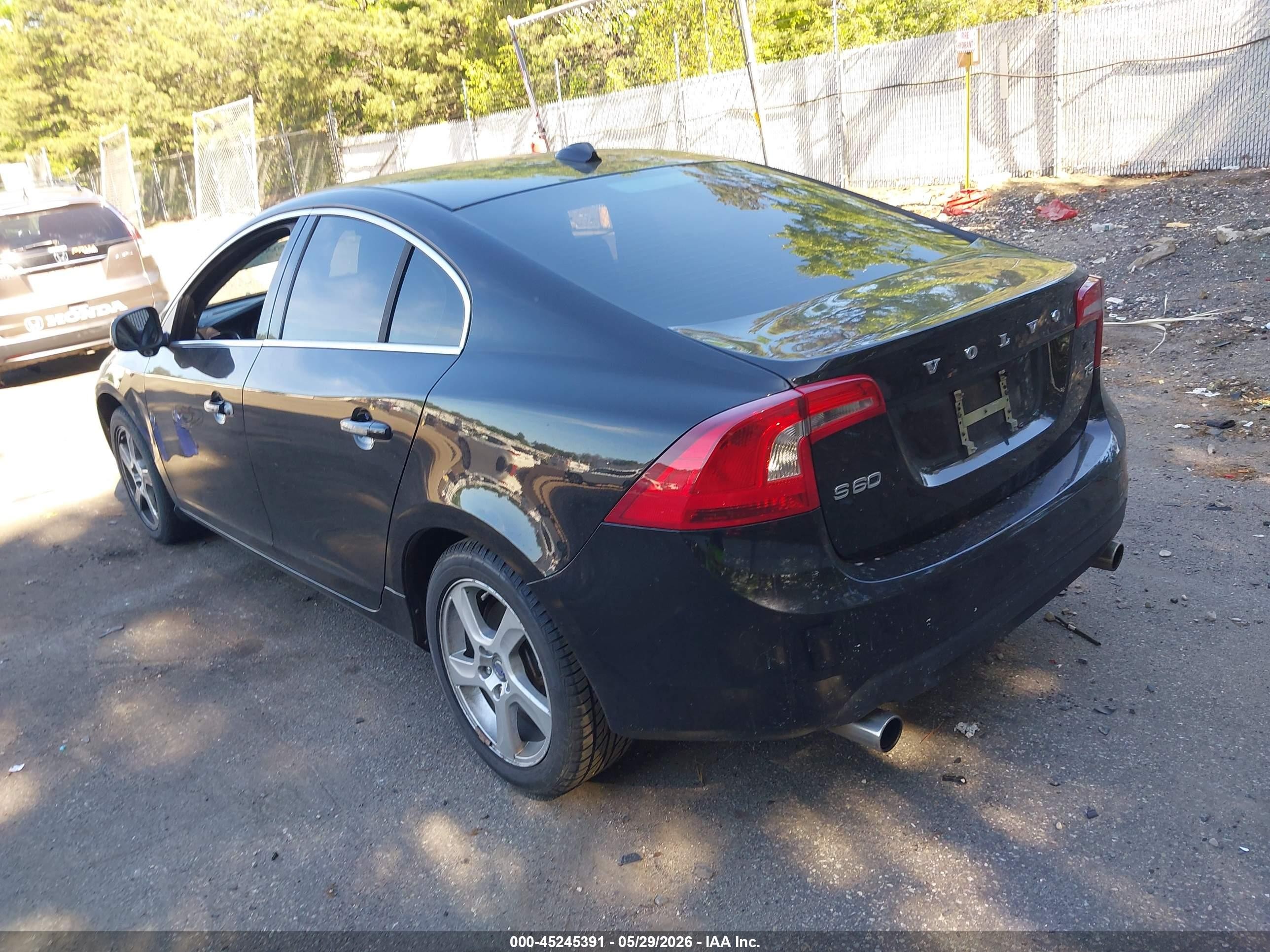 2012 Volvo S60 T5 Black vin: YV1622FS5C2136586