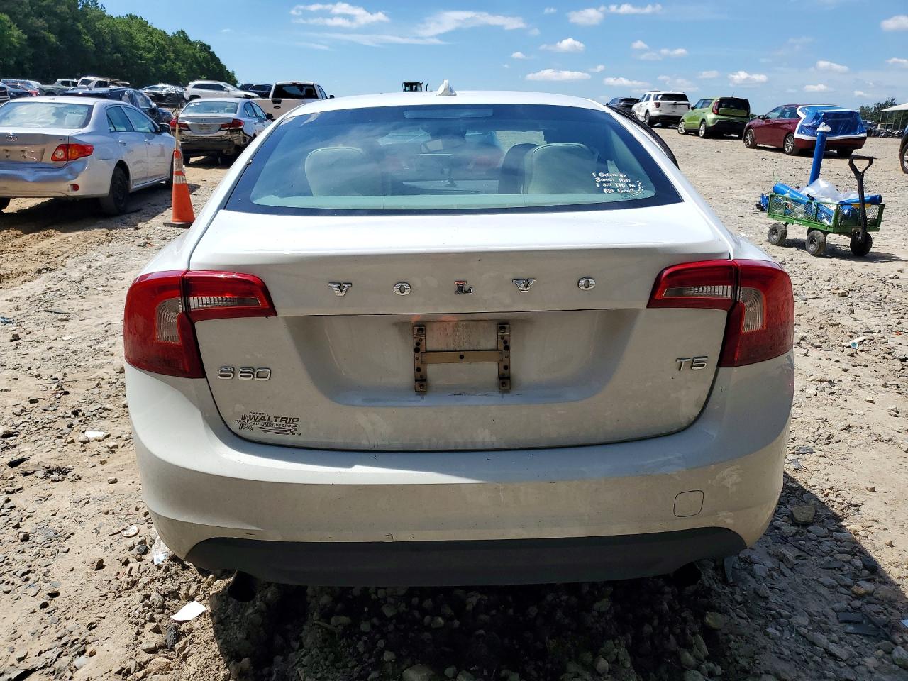 2012 Volvo S60 T5 White vin: YV1622FS6C2029191