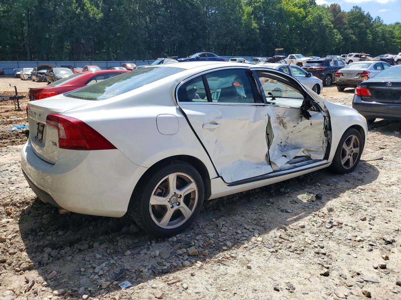 2012 Volvo S60 T5 White vin: YV1622FS6C2029191