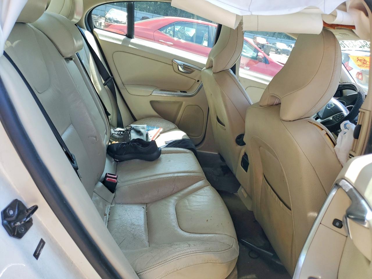 2012 Volvo S60 T5 White vin: YV1622FS6C2029191