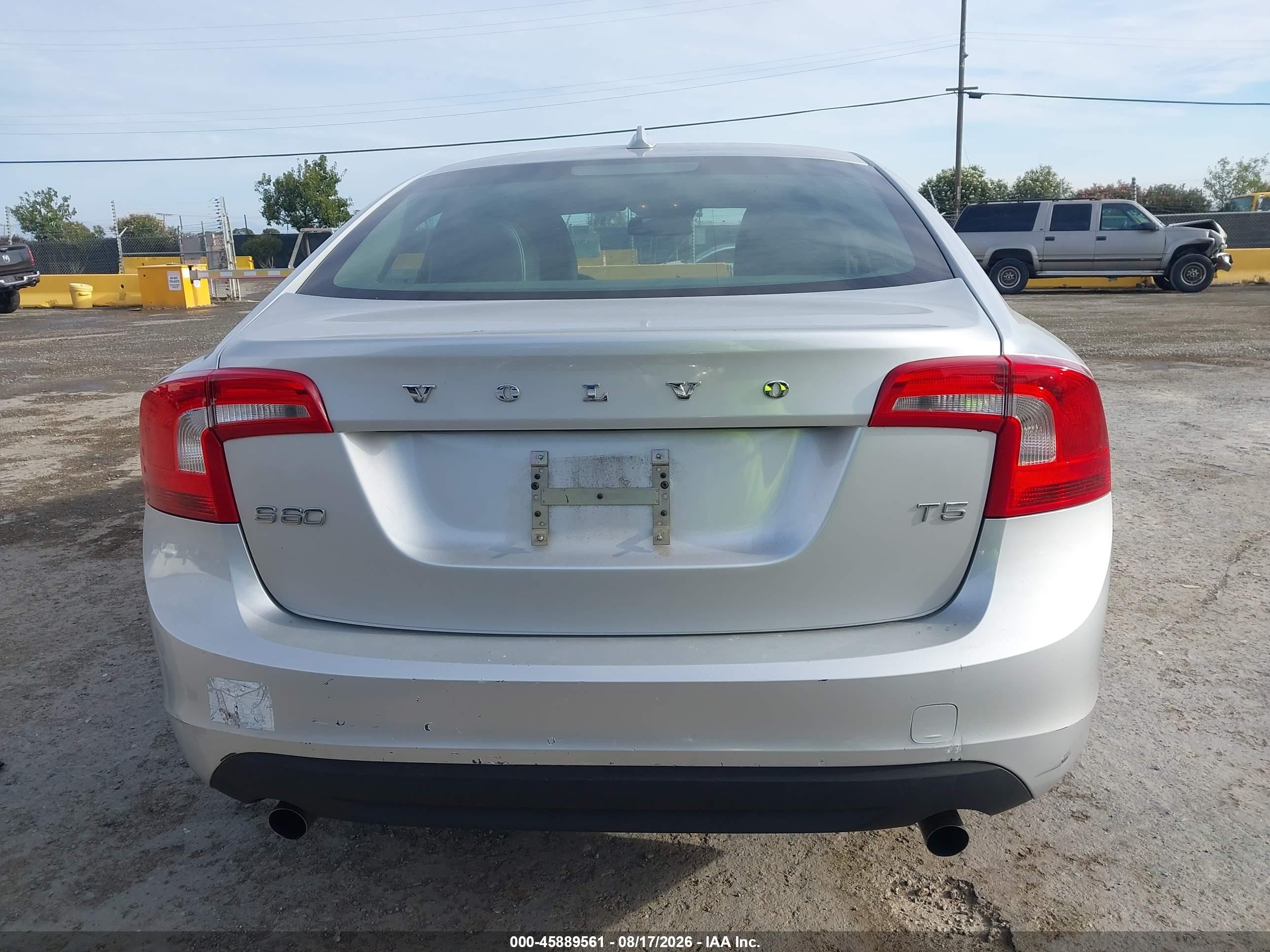 2012 Volvo S60 T5/t5 W/moonroof Gray vin: YV1622FS6C2050168