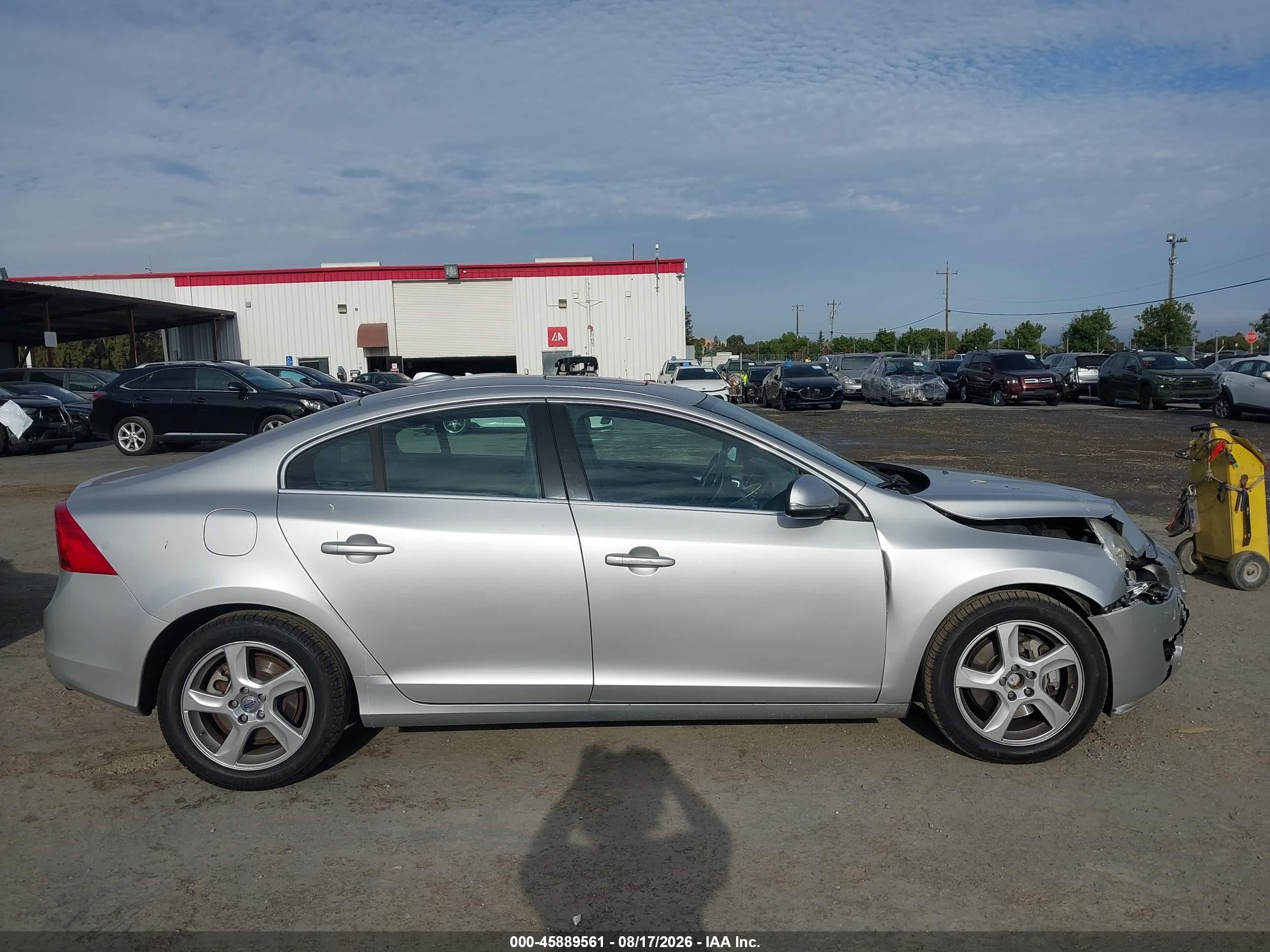 2012 Volvo S60 T5/t5 W/moonroof Gray vin: YV1622FS6C2050168
