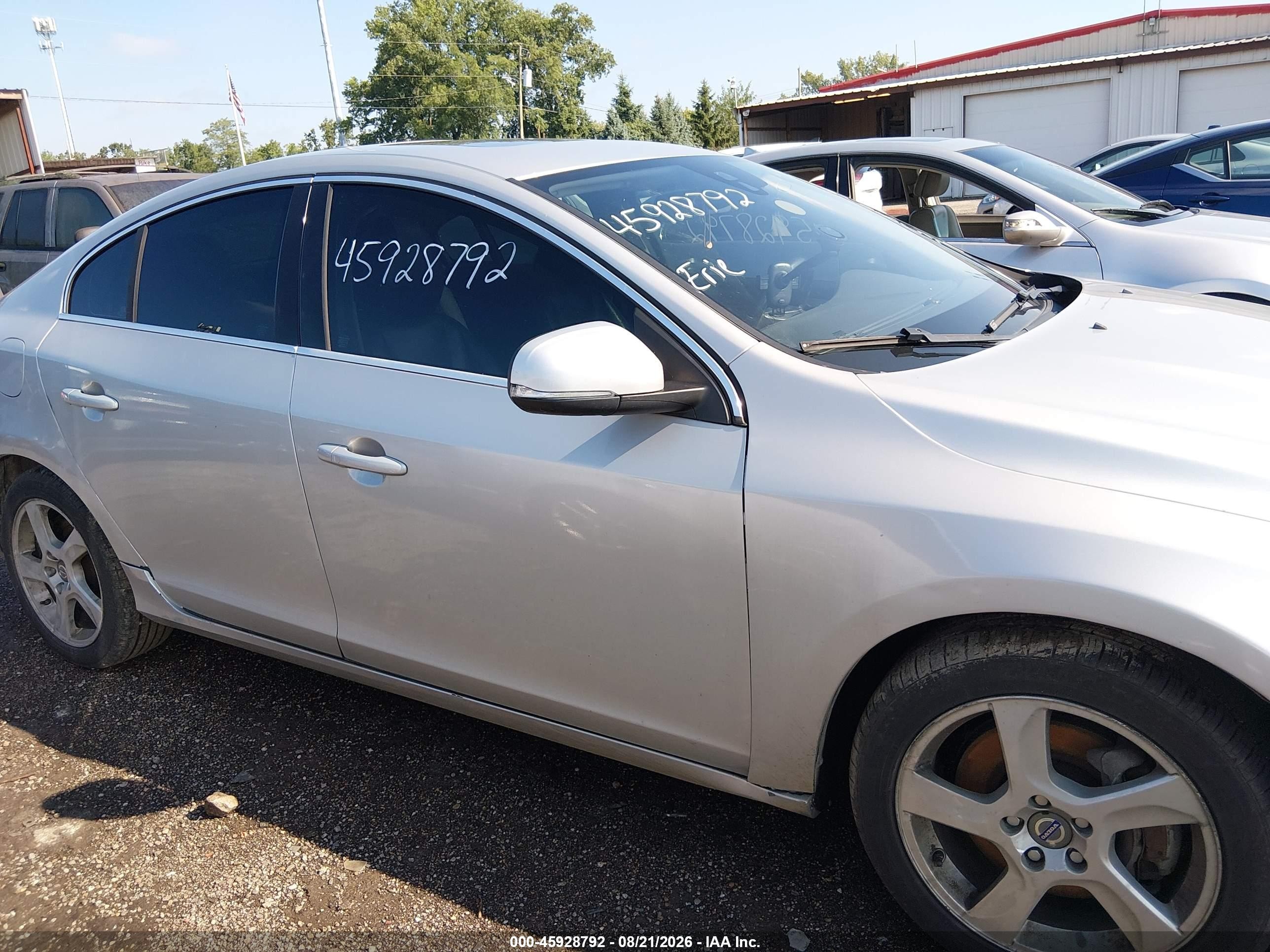 2012 Volvo S60 T5 Silver vin: YV1622FS6C2096857