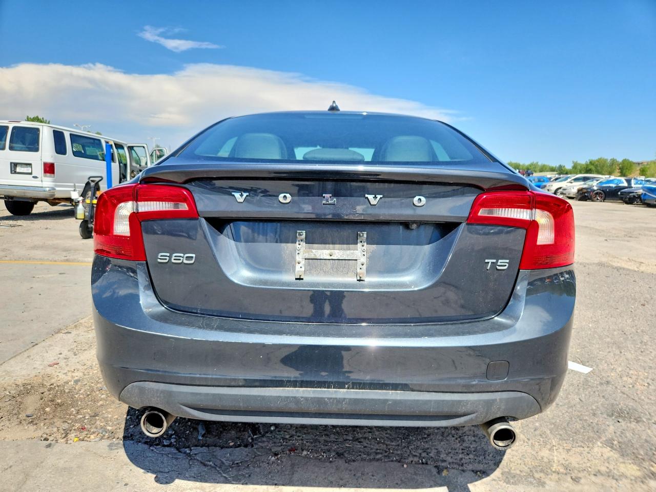 2012 Volvo S60 T5 Charcoal vin: YV1622FS6C2104732