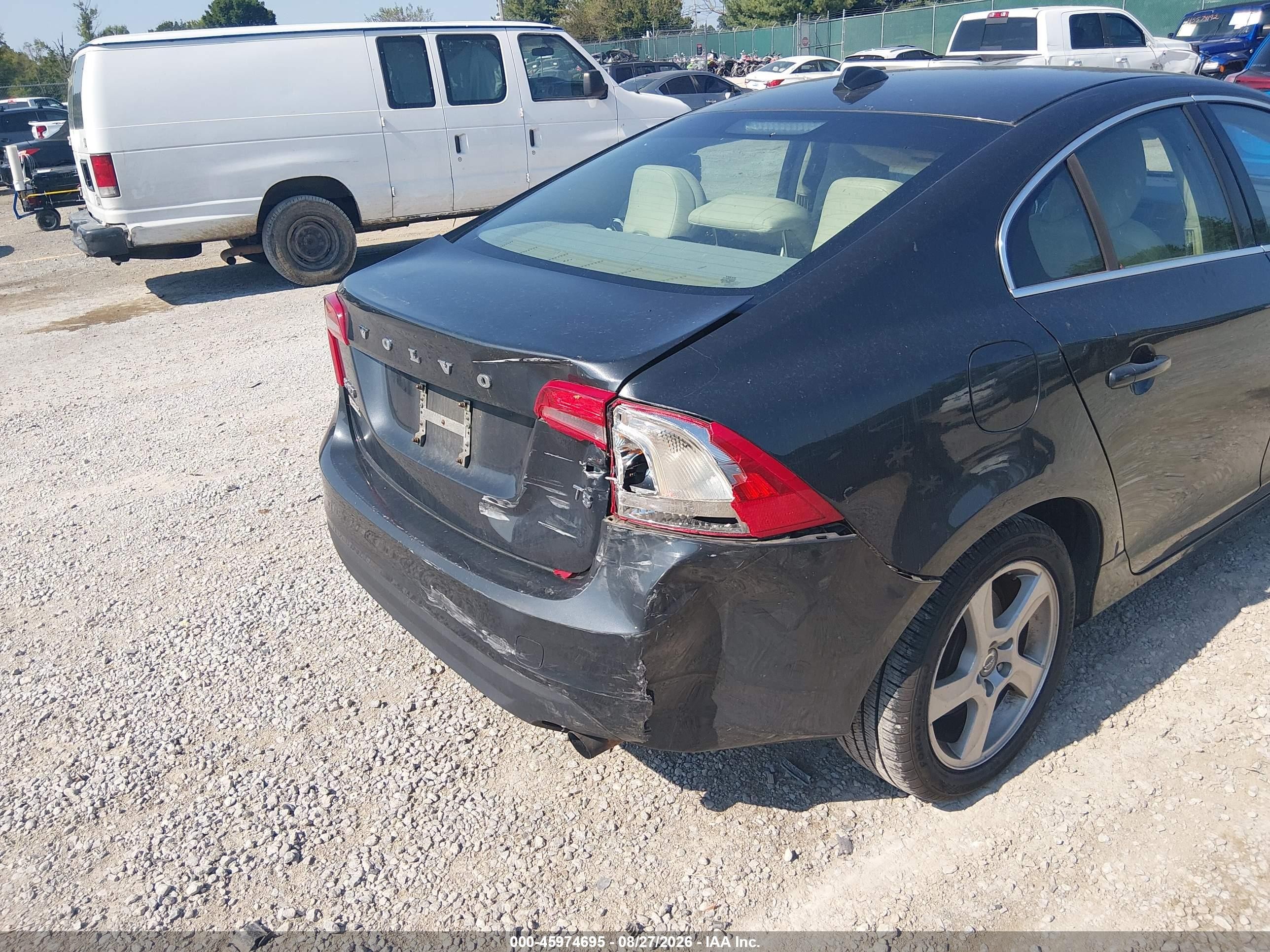 2012 Volvo S60 T5 Gray vin: YV1622FS6C2107839