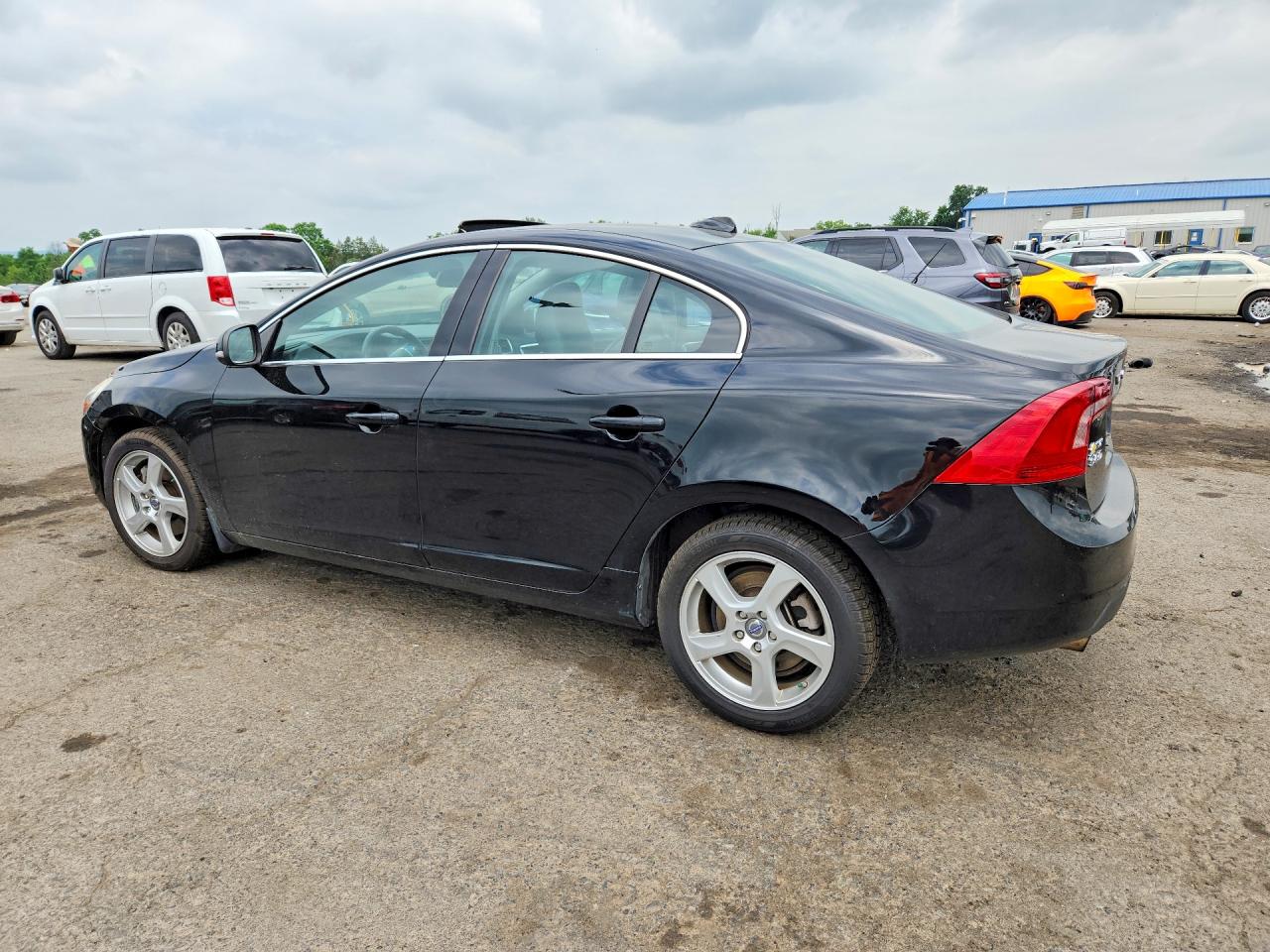 2012 Volvo S60 T5 Black vin: YV1622FS6C2109008