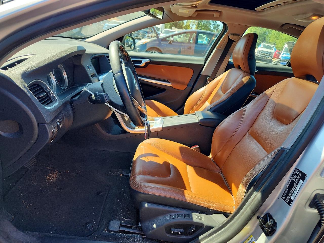 2012 Volvo S60 T5 Серебряный vin: YV1622FS6C2110028
