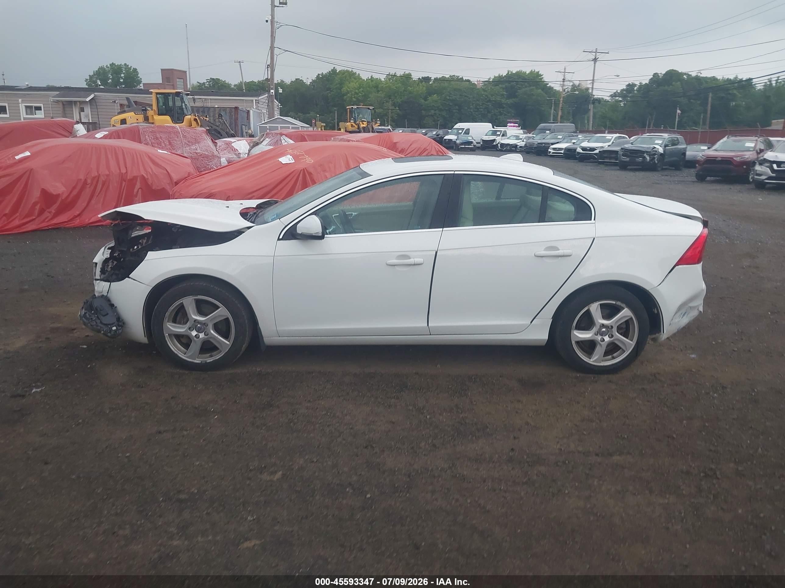 2012 Volvo S60 T5/t5 W/moonroof White vin: YV1622FS6C2126553