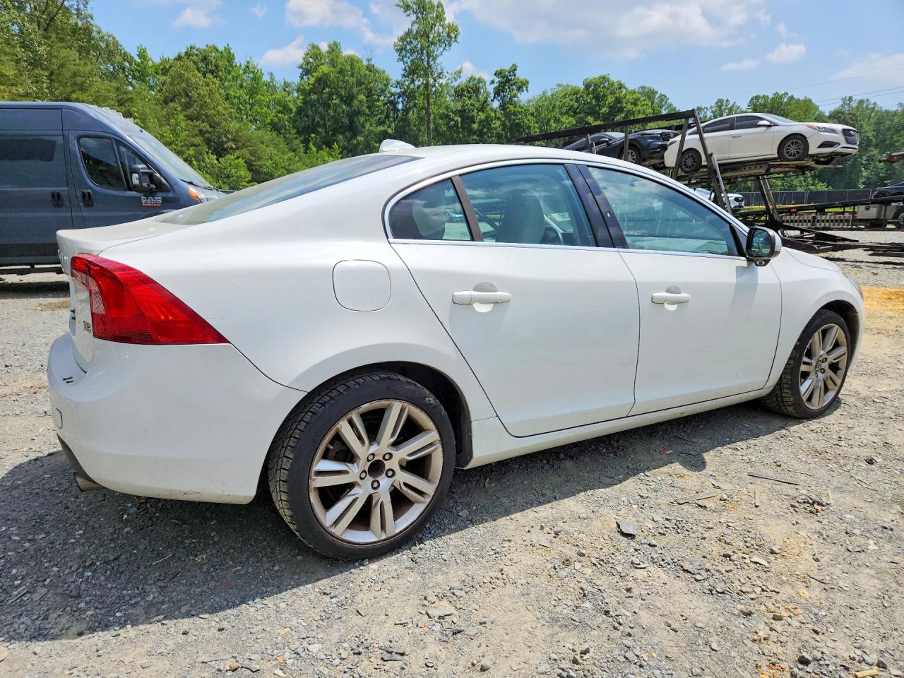 2012 Volvo S60 T5 White vin: YV1622FS6C2130201