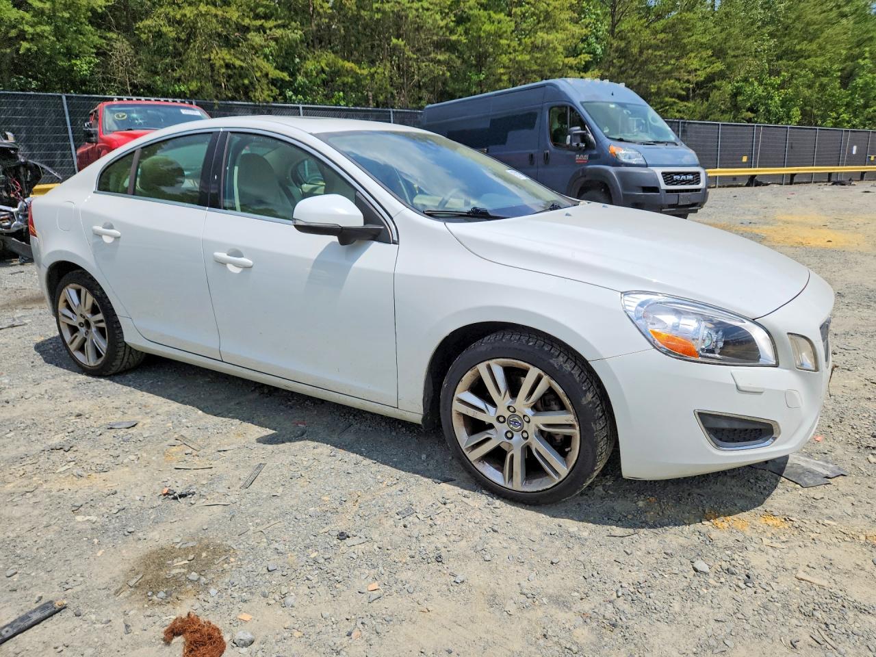 2012 Volvo S60 T5 White vin: YV1622FS6C2130201