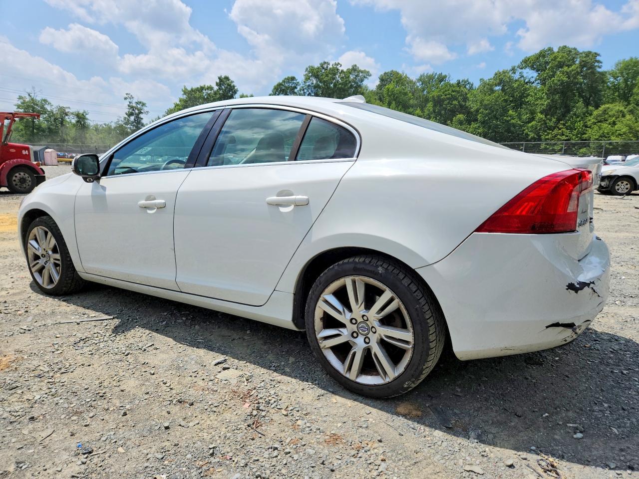 2012 Volvo S60 T5 White vin: YV1622FS6C2130201