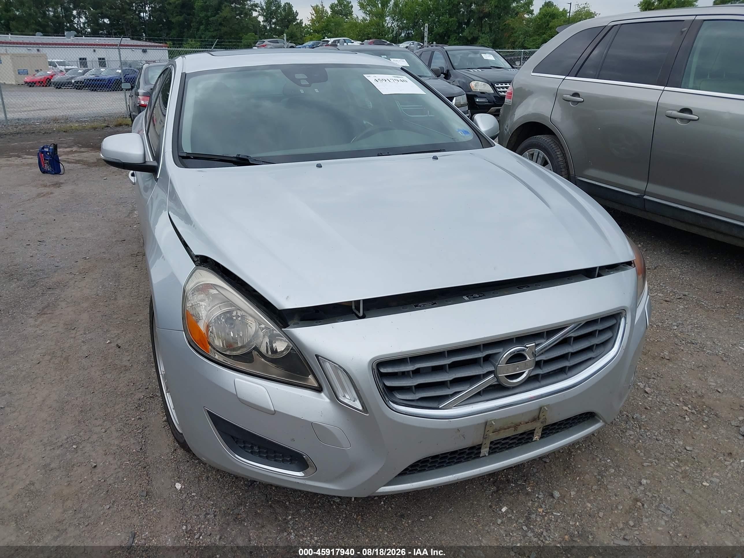 2012 Volvo S60 T5 Silver vin: YV1622FS7C2046632