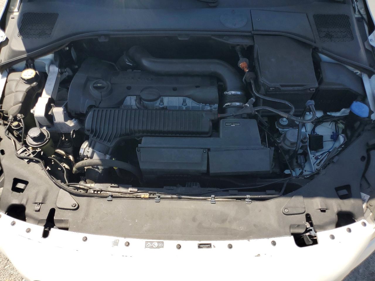 2012 Volvo S60 T5 Белый vin: YV1622FS7C2096527