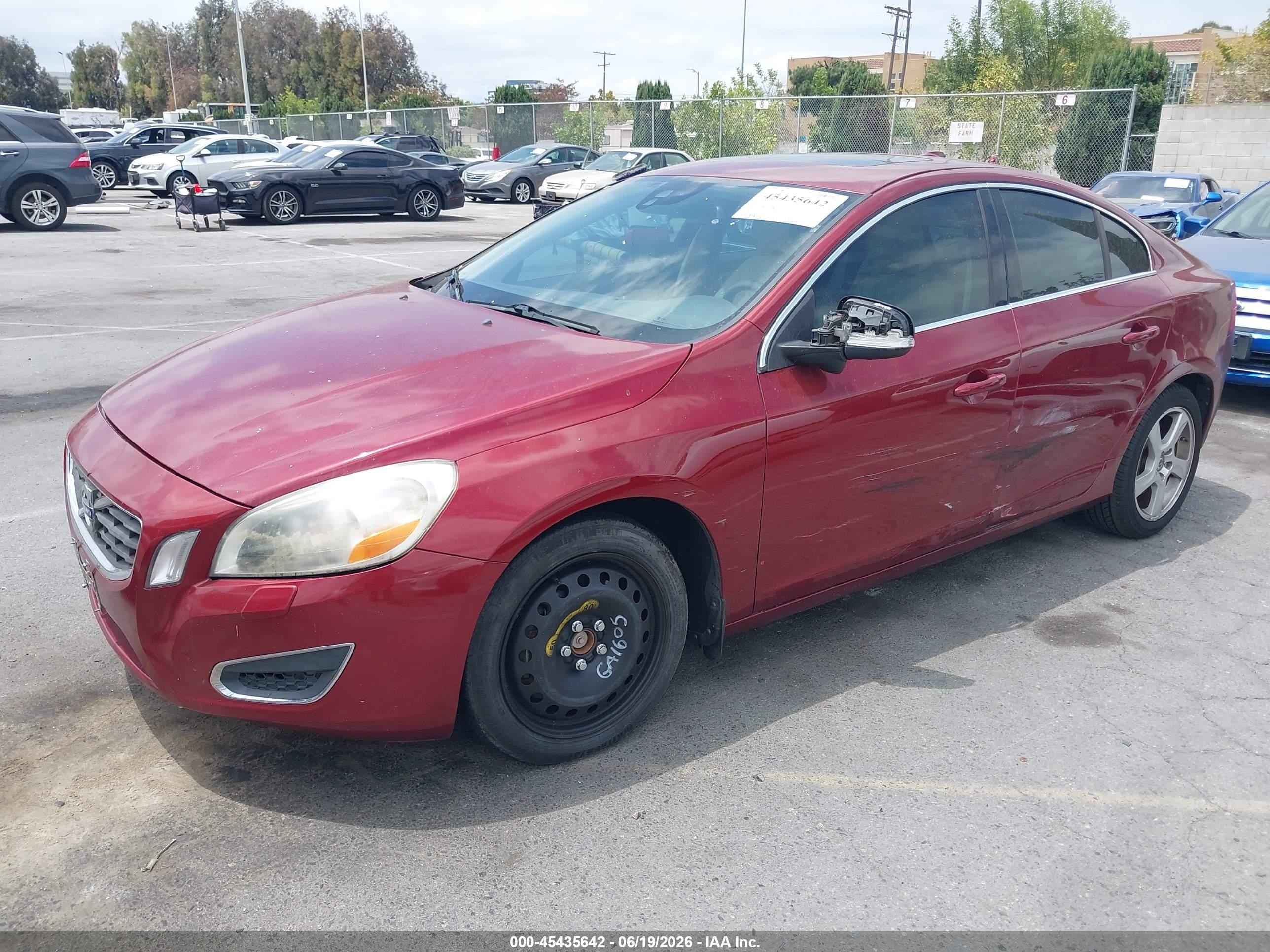 2012 Volvo S60 T5 Красный vin: YV1622FS7C2107977