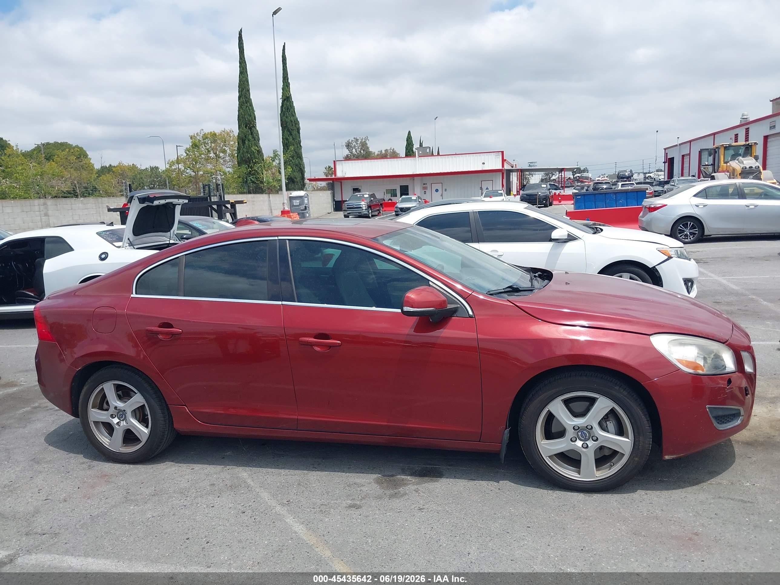 2012 Volvo S60 T5 Красный vin: YV1622FS7C2107977