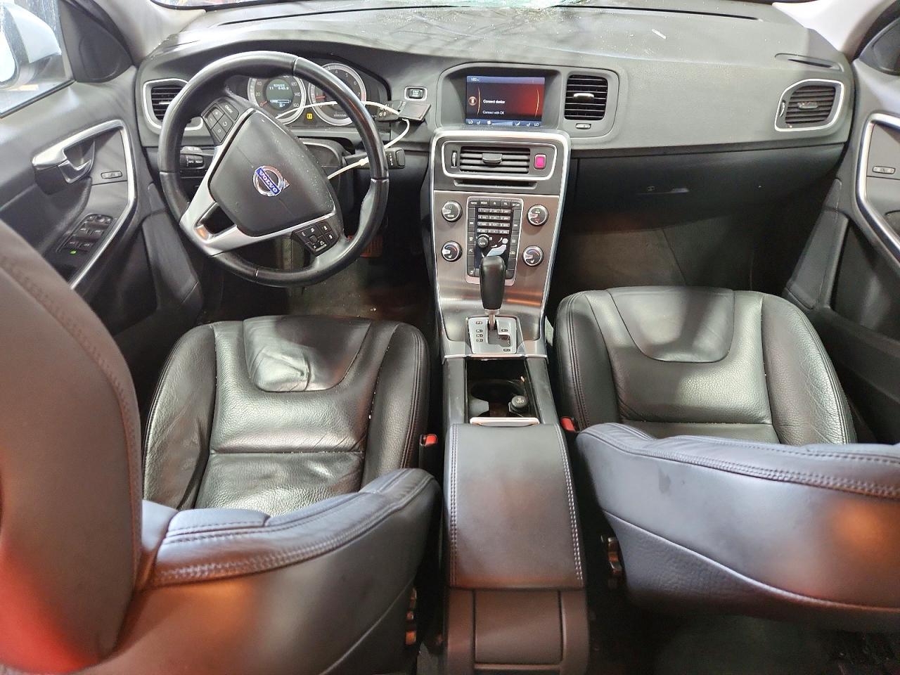 2012 Volvo S60 T5 Silver vin: YV1622FS8C2041553