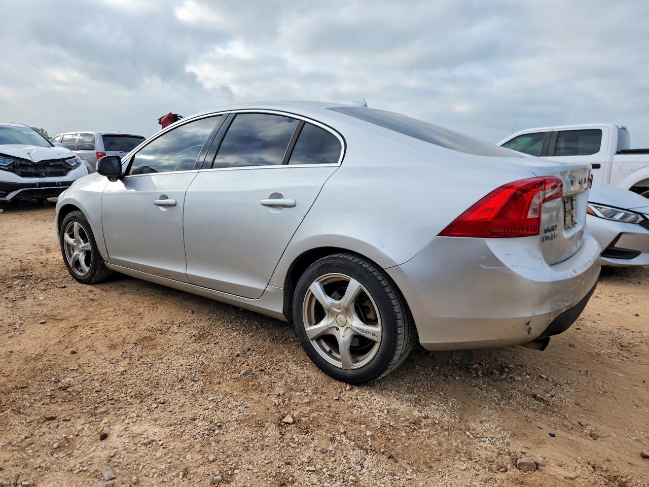 2012 Volvo S60 T5 Серебряный vin: YV1622FS8C2079736