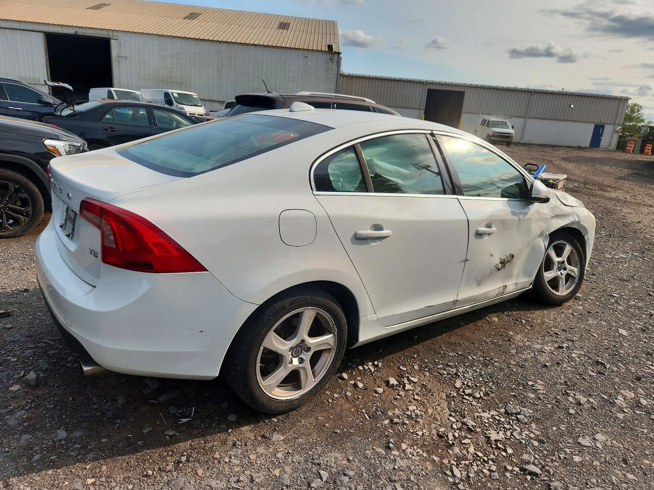 2012 Volvo S60 T5 White vin: YV1622FS8C2093796