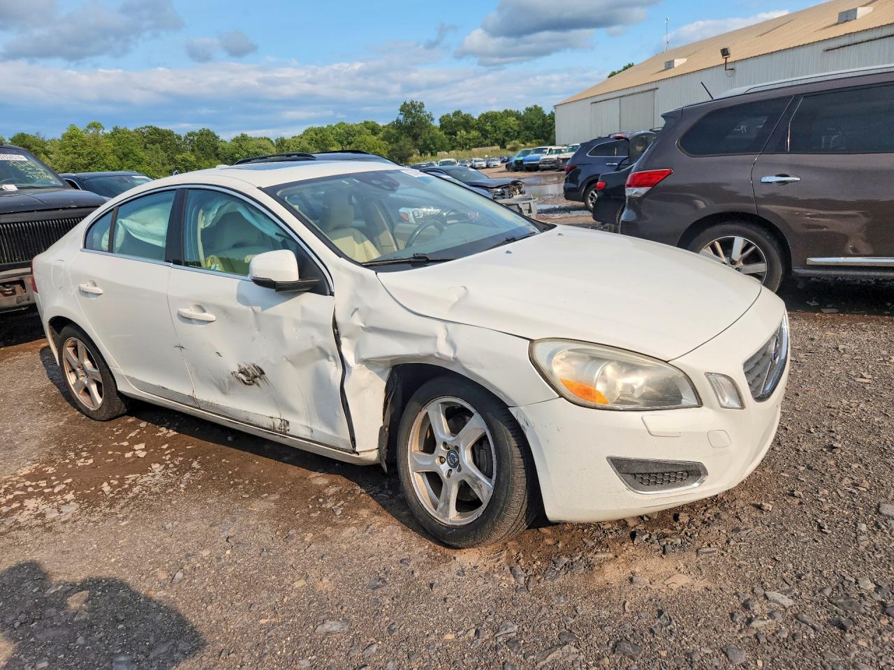2012 Volvo S60 T5 White vin: YV1622FS8C2093796