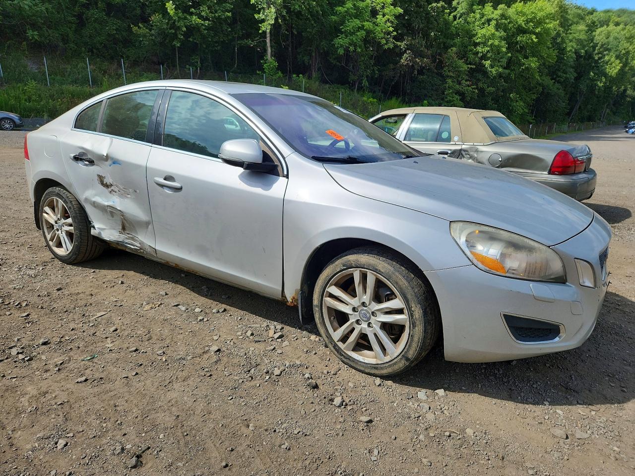 2012 Volvo S60 T5 Silver vin: YV1622FS8C2099887