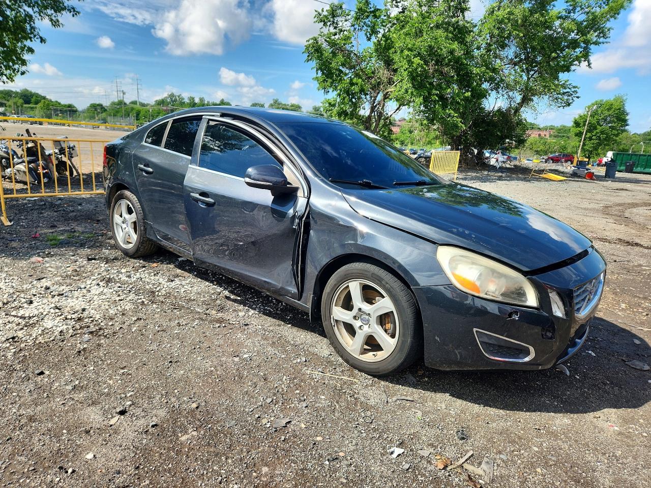 2012 Volvo S60 T5 Серый vin: YV1622FS8C2125002
