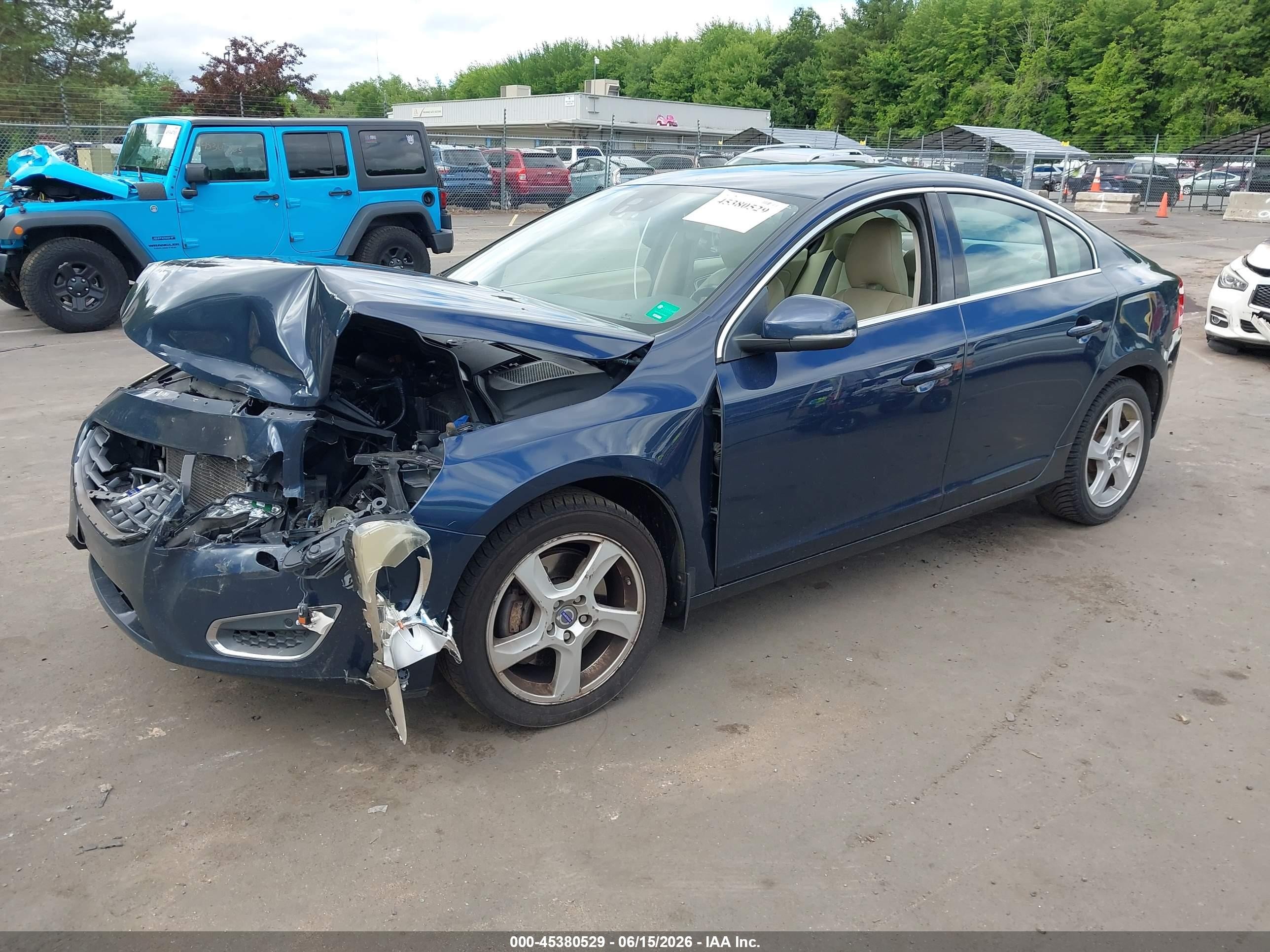 2012 Volvo S60 T5/t5 W/moonroof Blue vin: YV1622FS8C2129065